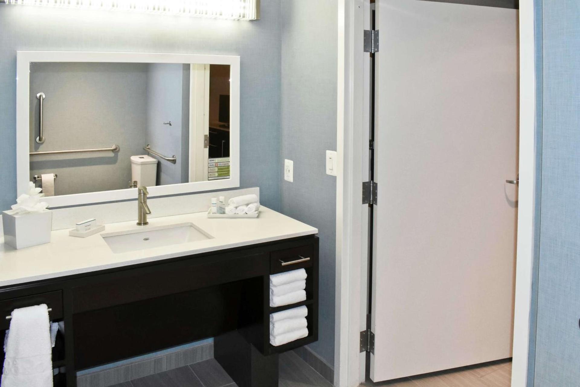 Home2 Suites By Hilton Charles Town photo 14