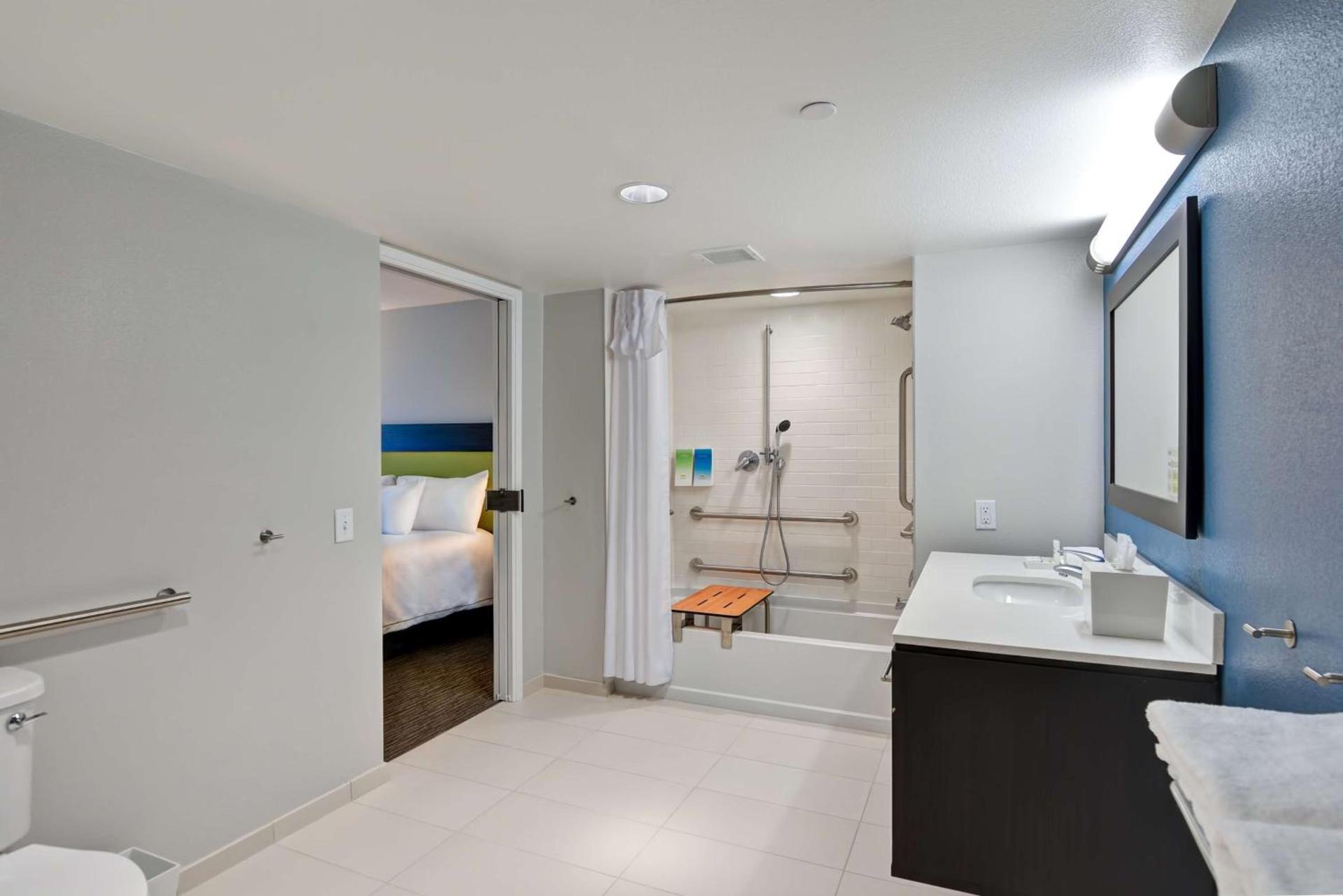 Home2 Suites Azusa photo 27