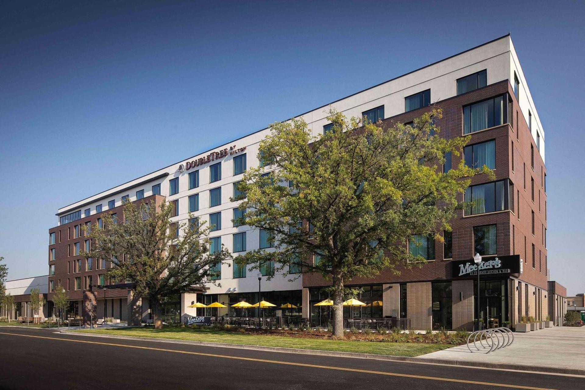 Doubletree By Hilton Greeley At Lincoln Park photo 3