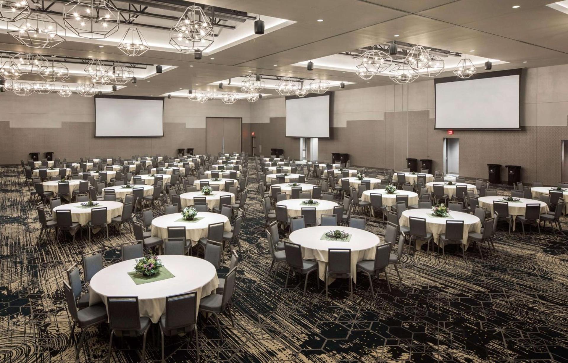 Doubletree By Hilton Greeley At Lincoln Park photo 21