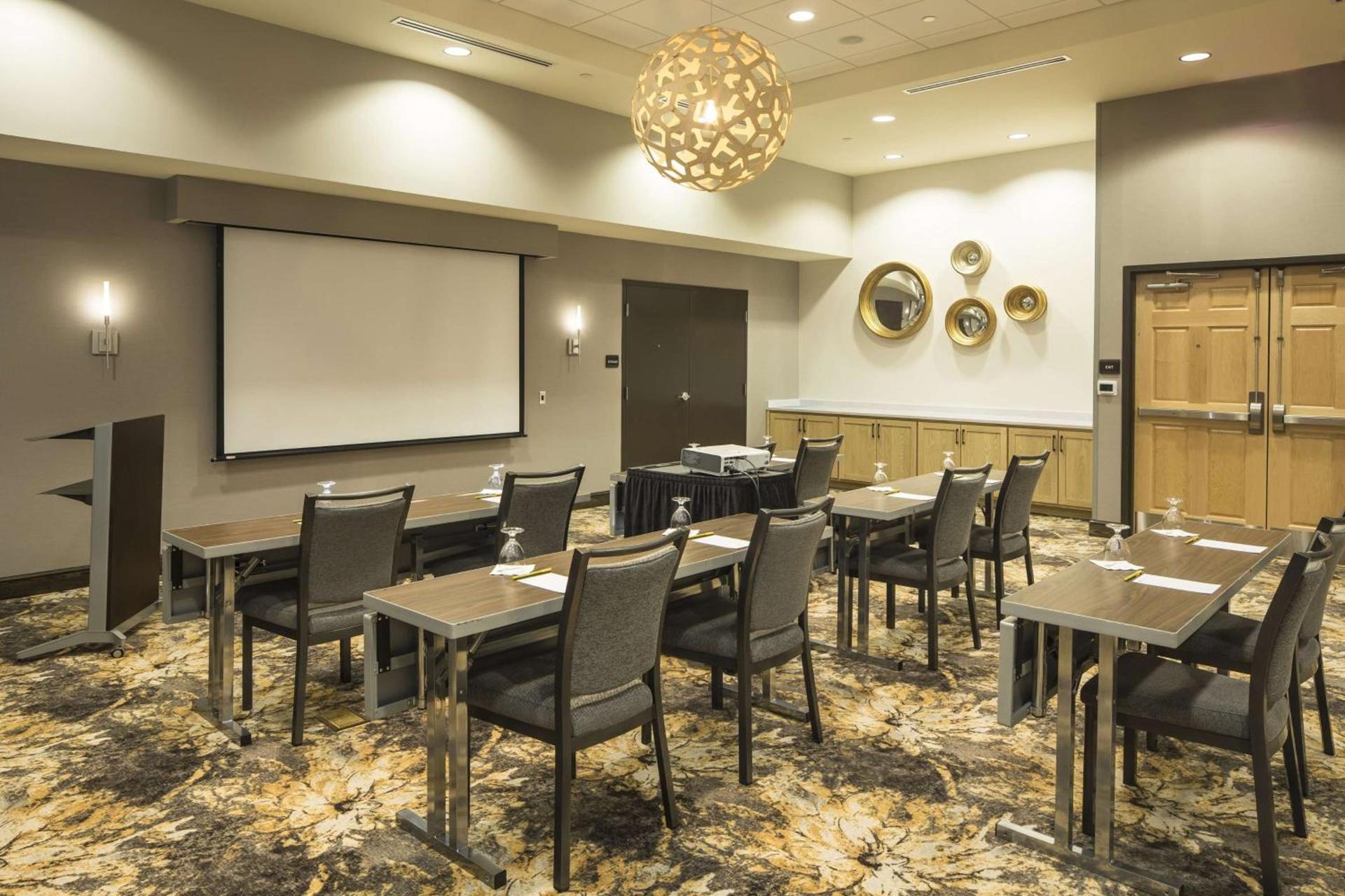 Hilton Garden Inn Pittsburgh Airport photo 27