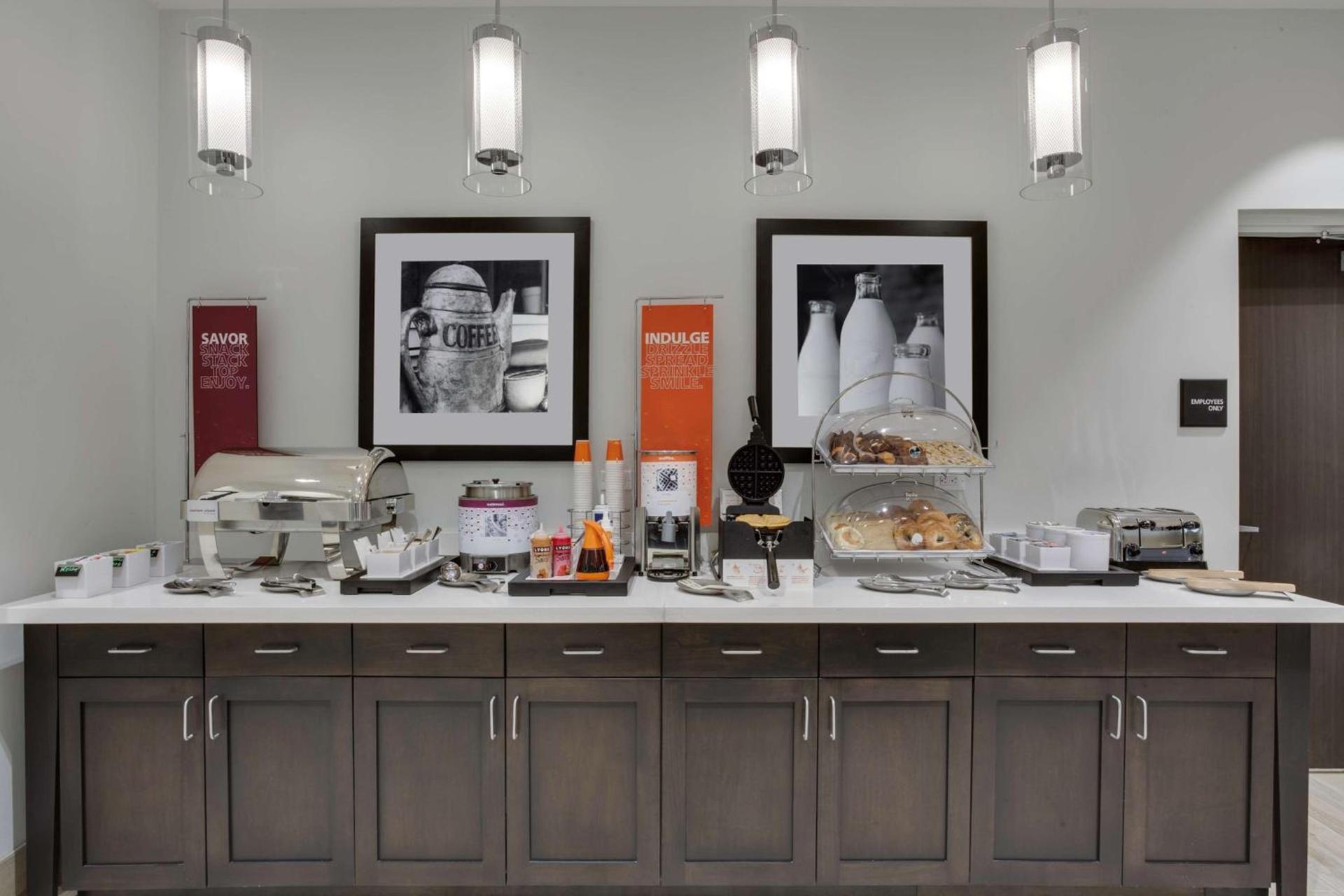 Hampton Inn Fort Lauderdale Pompano Beach photo 9
