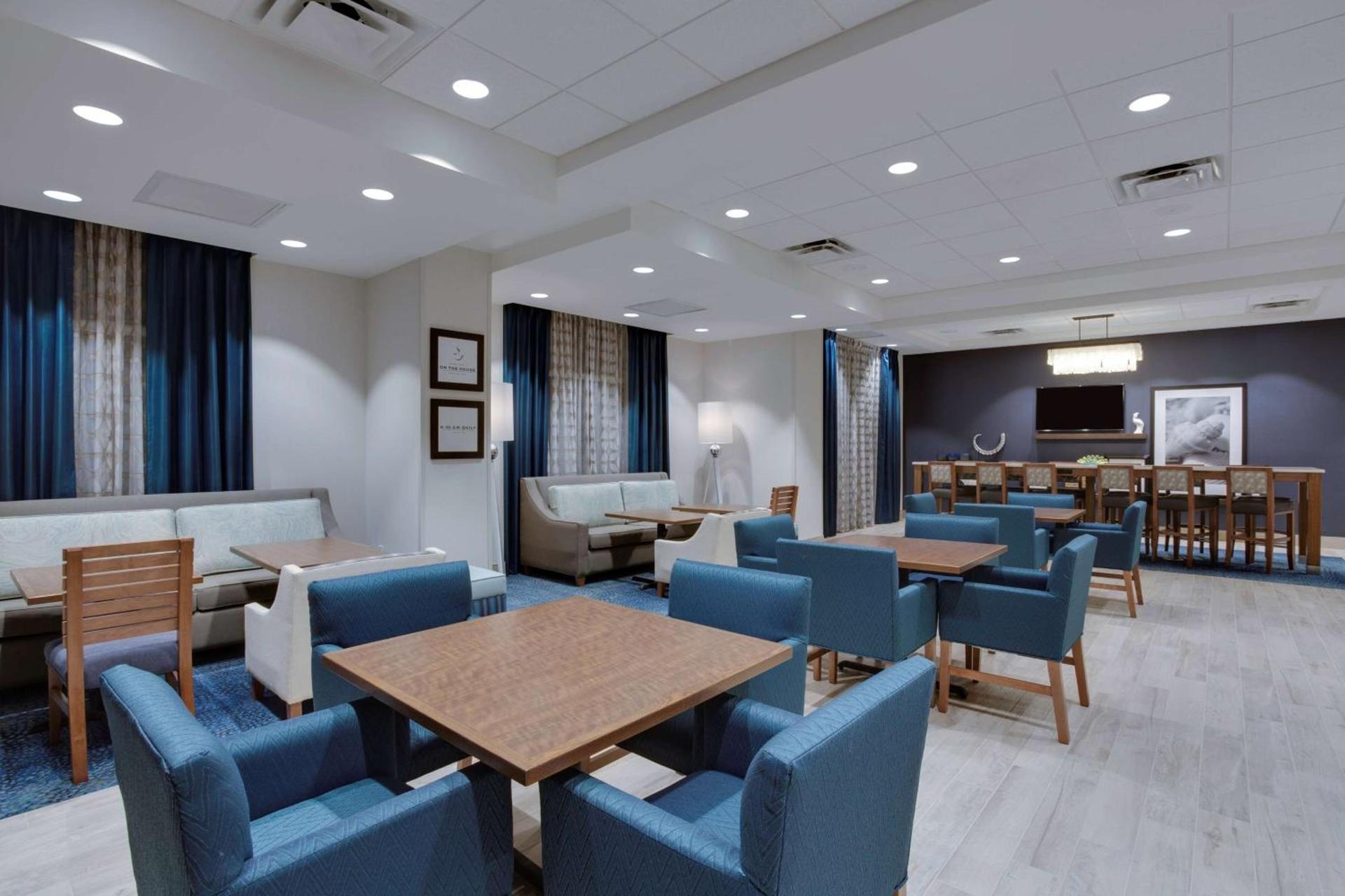 Hampton Inn Fort Lauderdale Pompano Beach photo 10