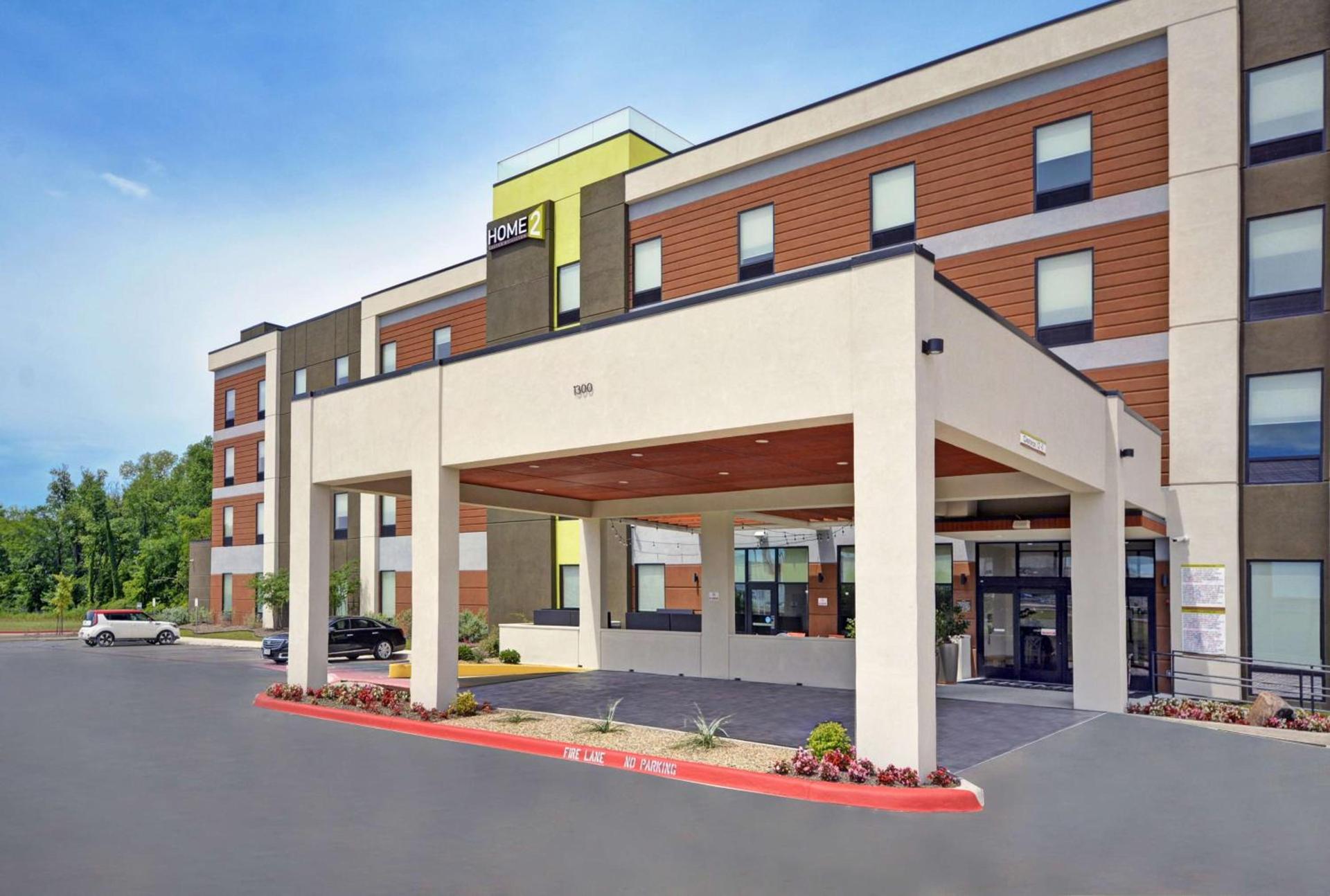 Home2 Suites By Hilton Dallas Desoto — hotel in DeSoto