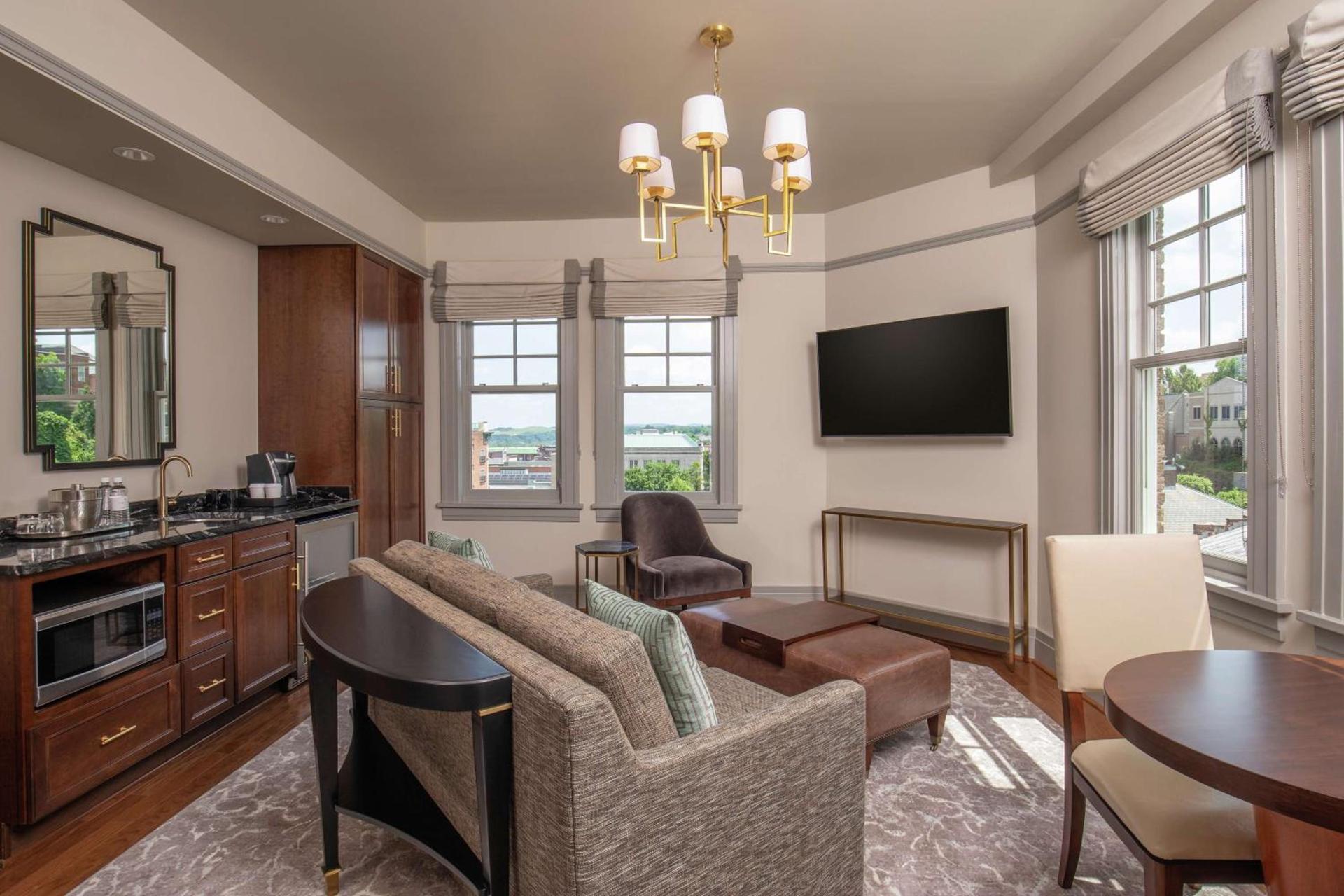 The Virginian Lynchburg, Curio Collection By Hilton photo 36