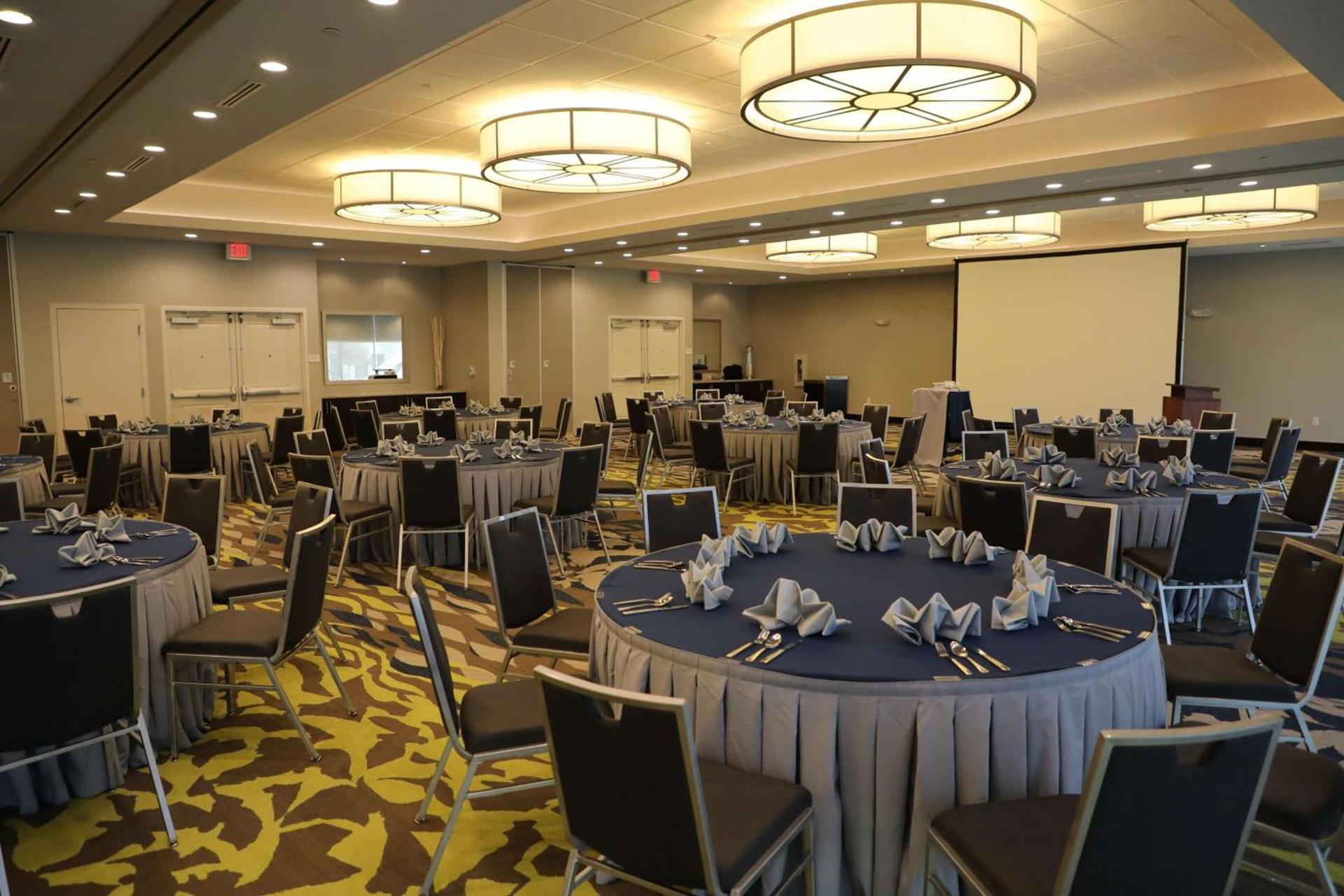 Hilton Garden Inn Austin Airport photo 13