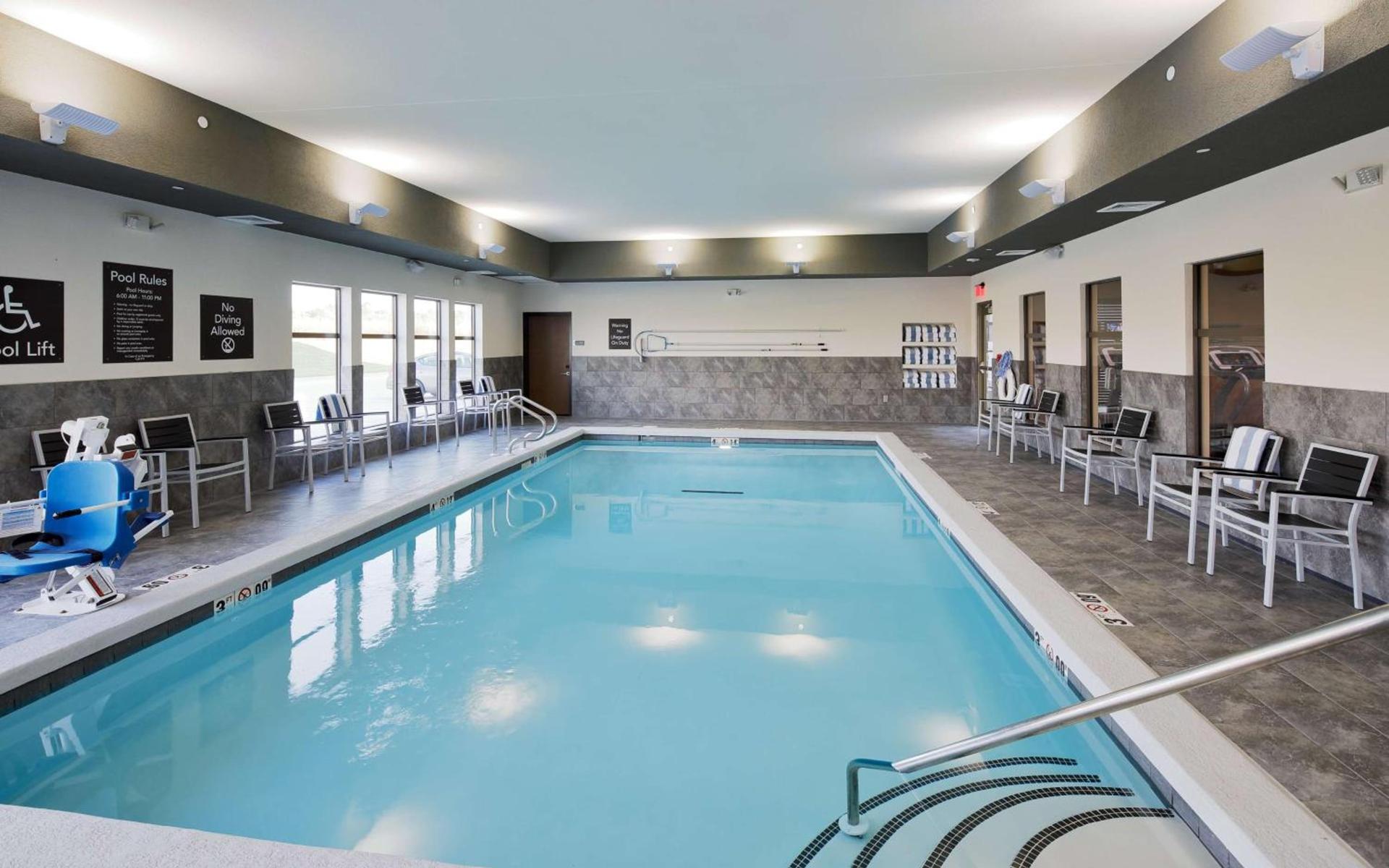 Homewood Suites By Hilton Topeka photo 8