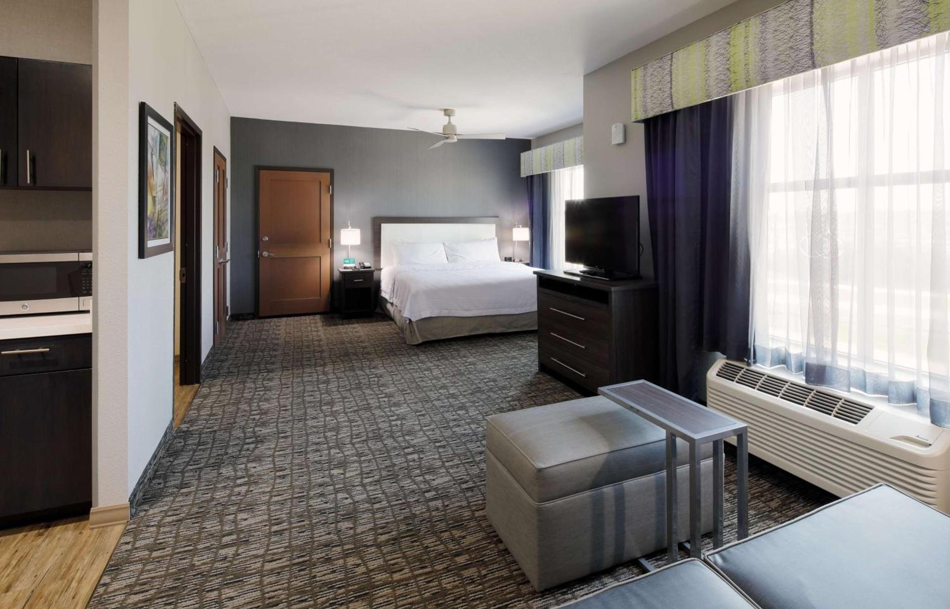 Homewood Suites By Hilton Topeka photo 25