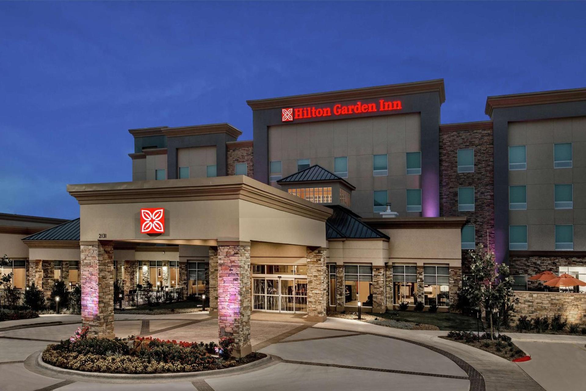 Hilton Garden Inn San Marcos photo 3