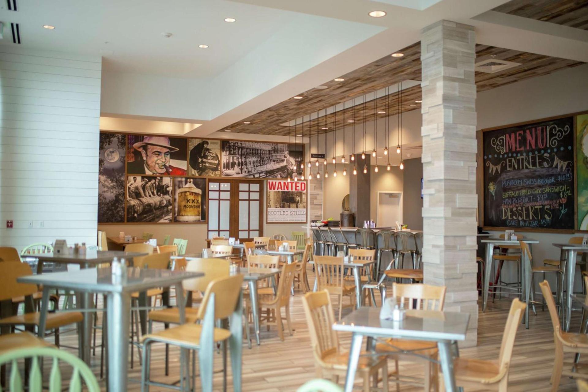 Hilton Garden Inn Asheville Downtown photo 9