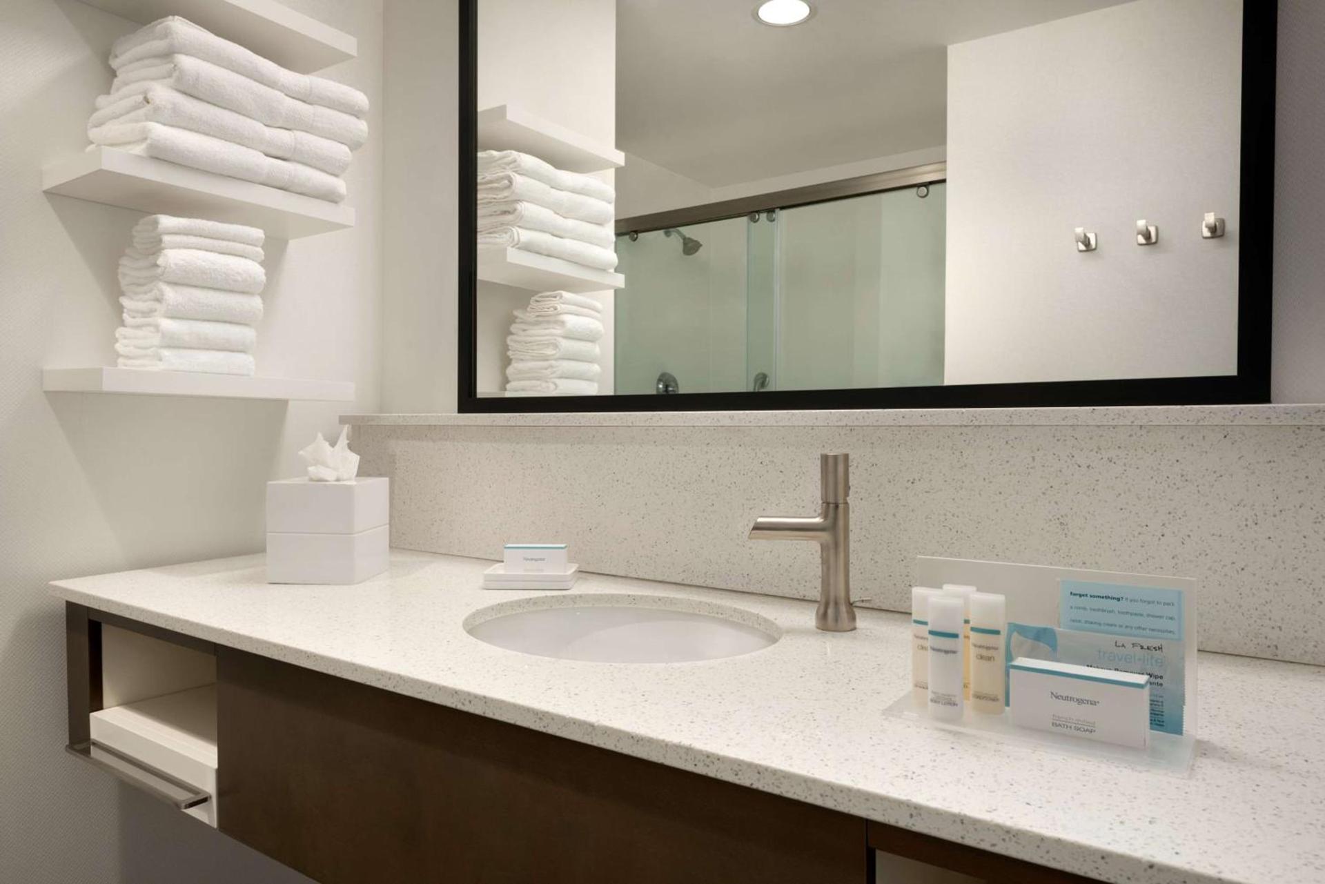 Hampton Inn by Hilton Spring Hill, TN photo 21