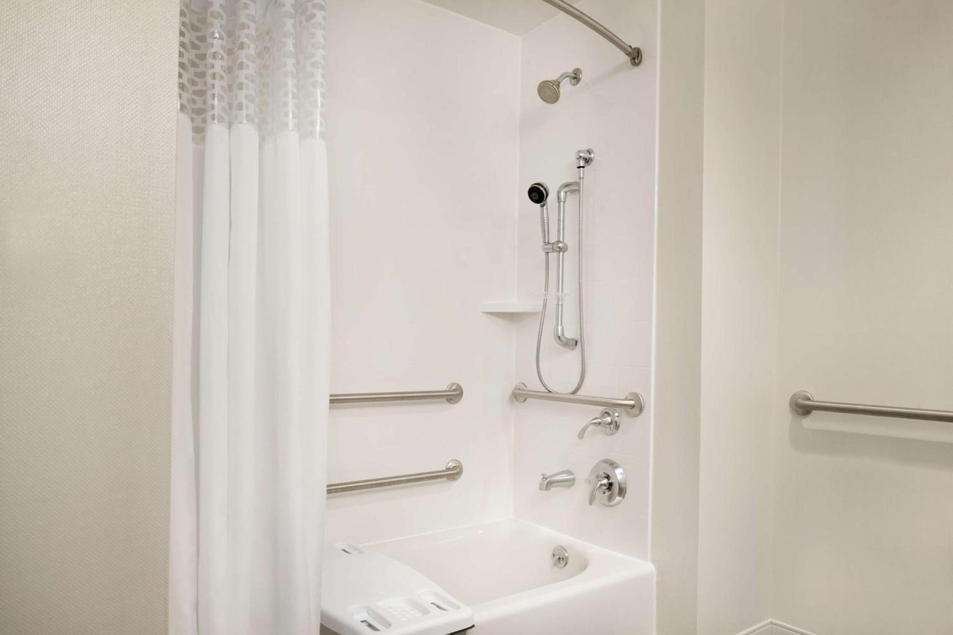 Hampton Inn by Hilton Spring Hill, TN photo 25