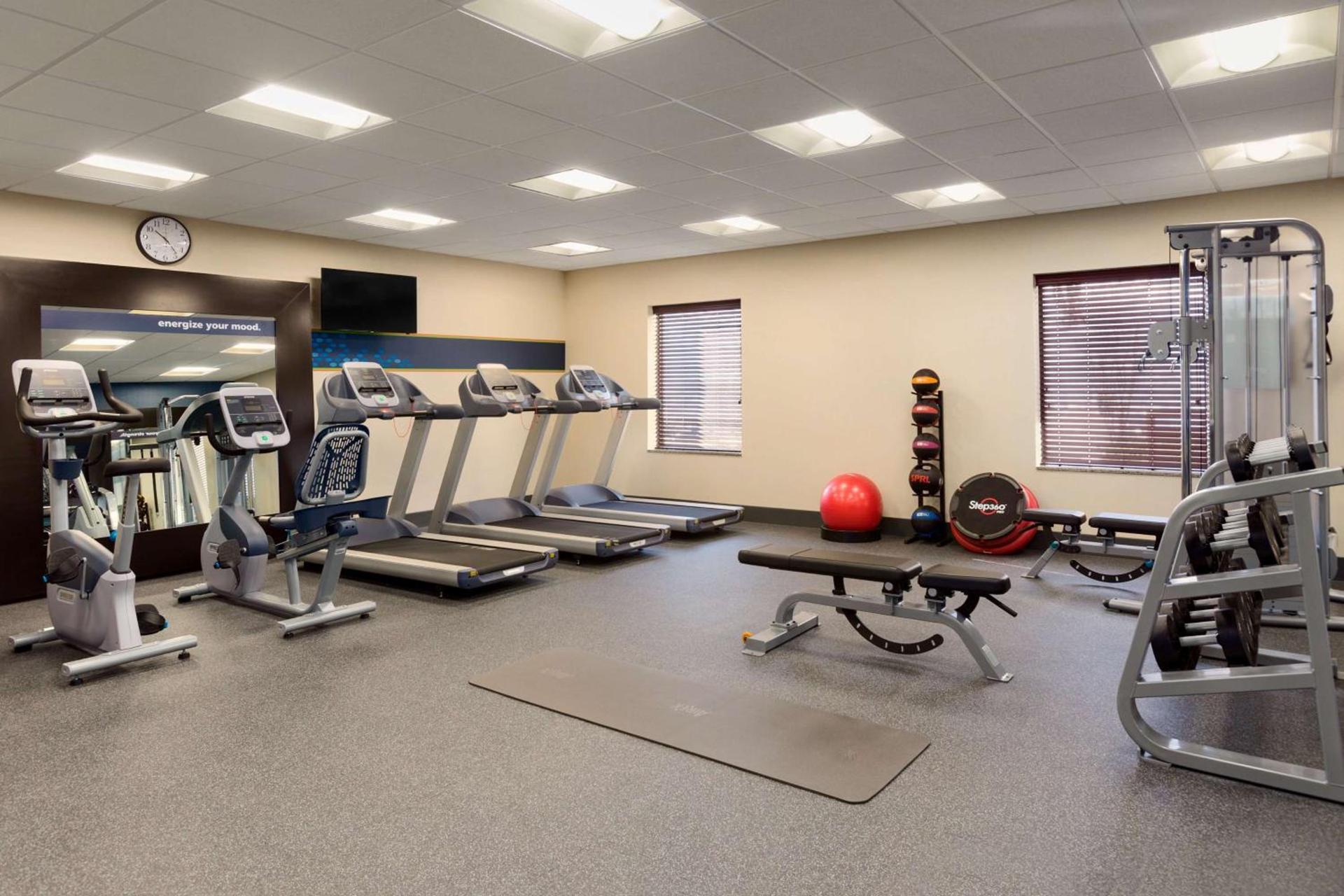 Hampton Inn Fairmont photo 10