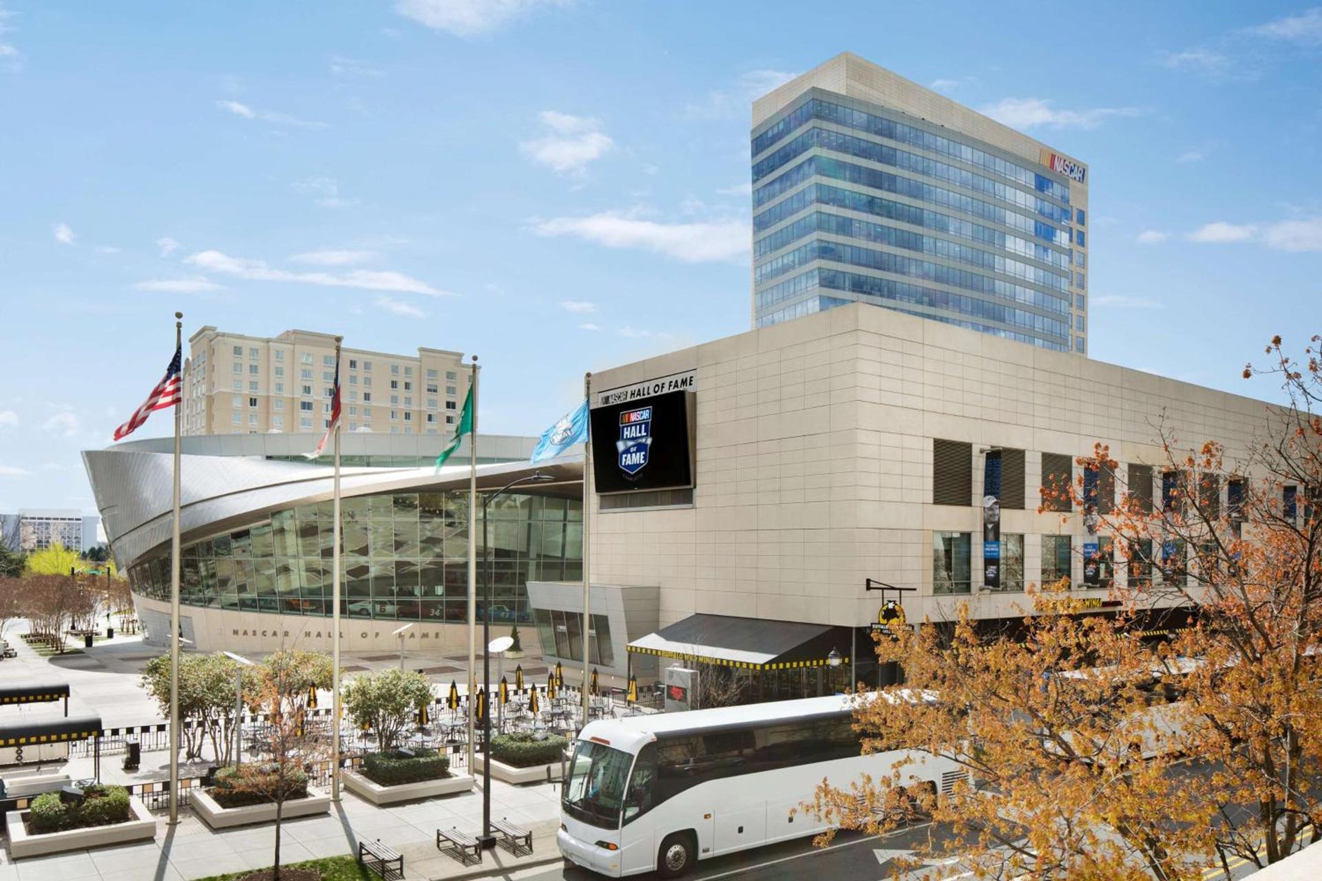 Embassy Suites by Hilton Charlotte Uptown photo 5