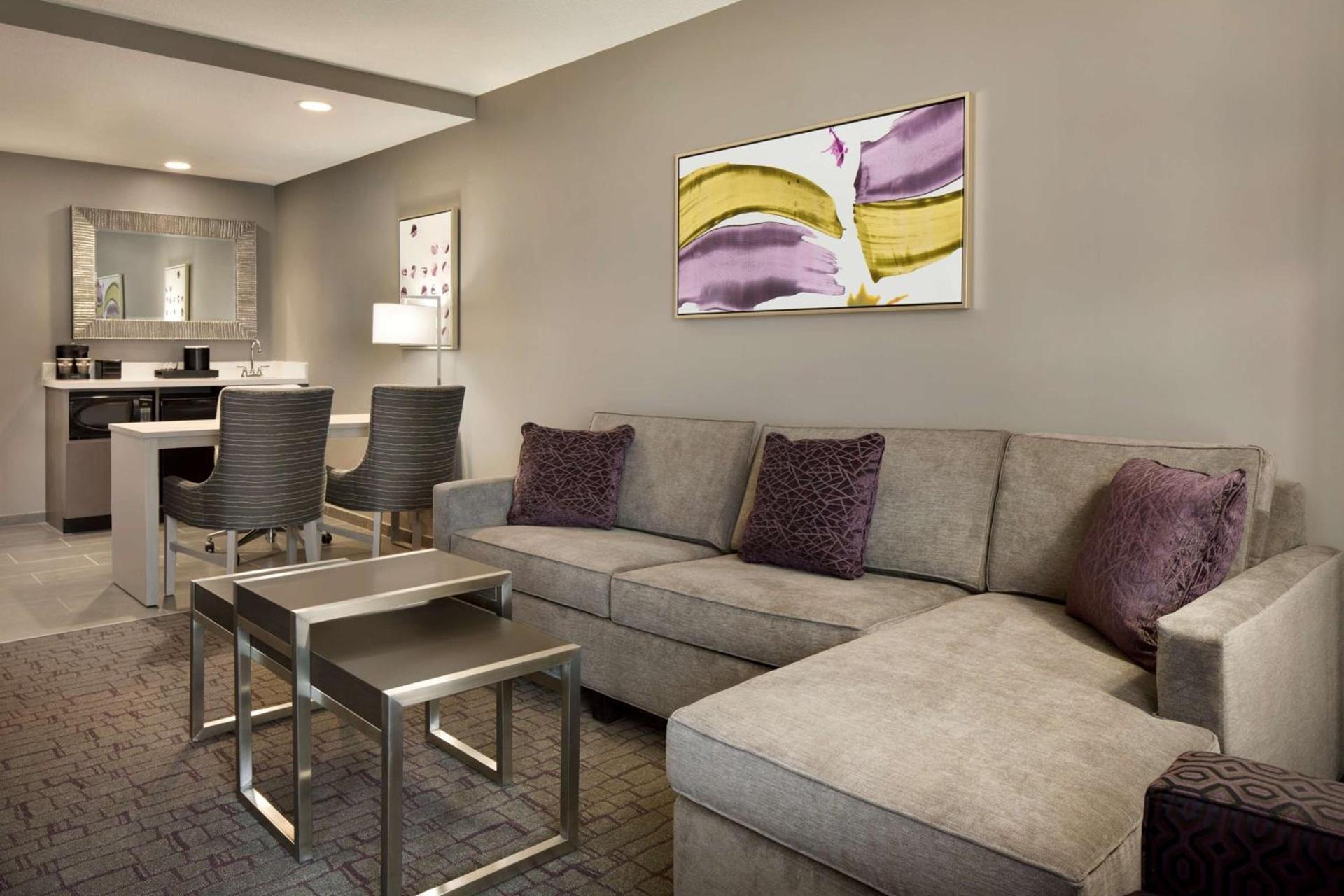 Embassy Suites by Hilton Charlotte Uptown photo 29