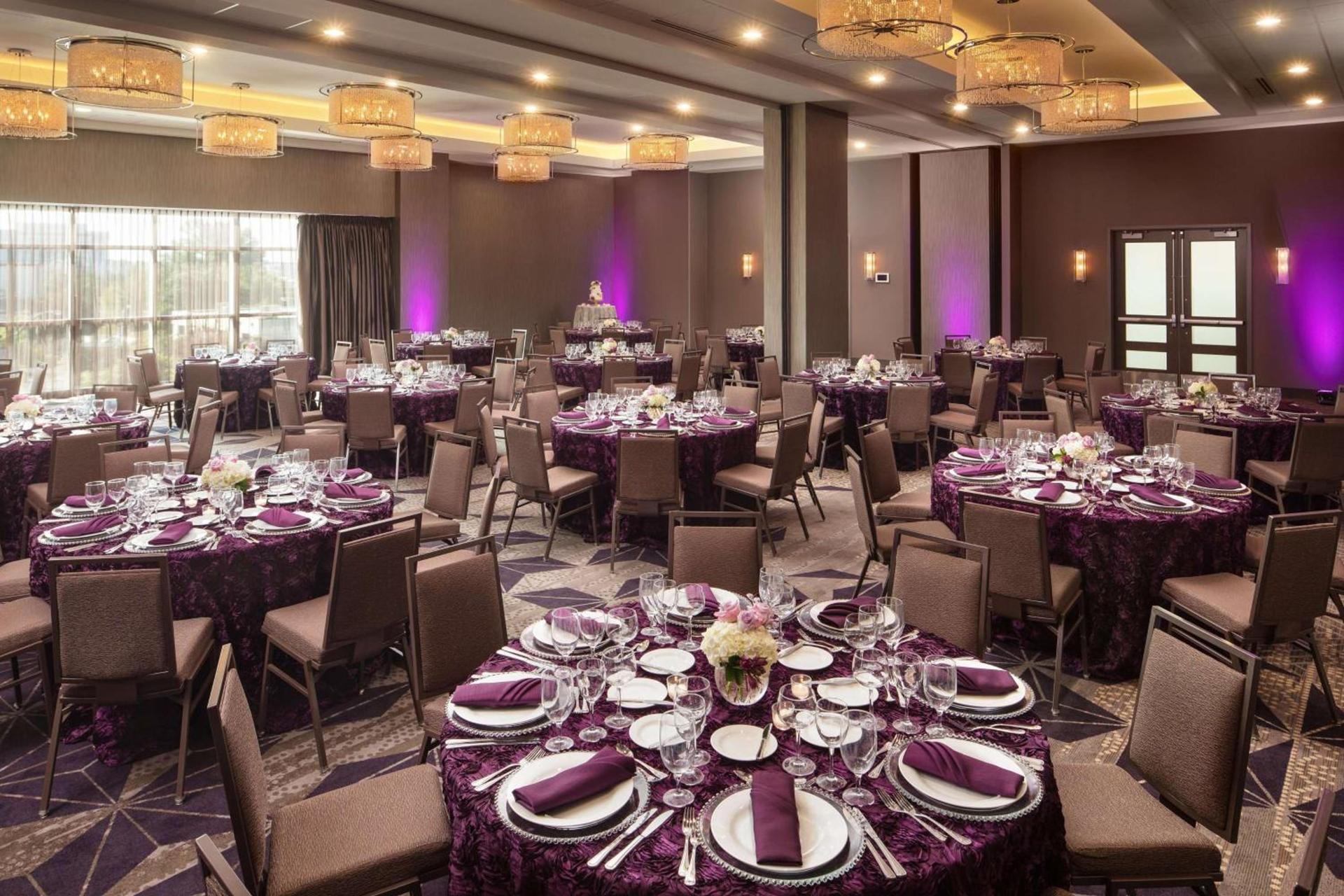 Embassy Suites by Hilton Charlotte Uptown photo 34