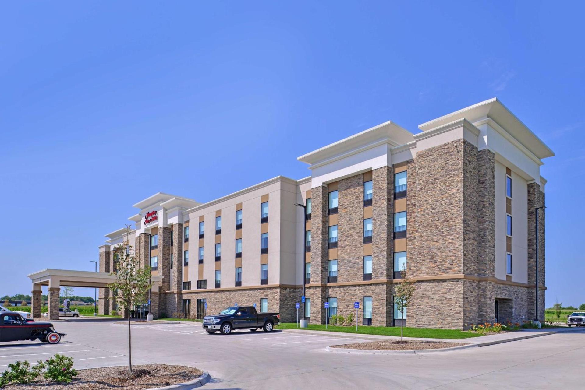 Hampton Inn and Suites Altoona-Des Moines by Hilton photo 2