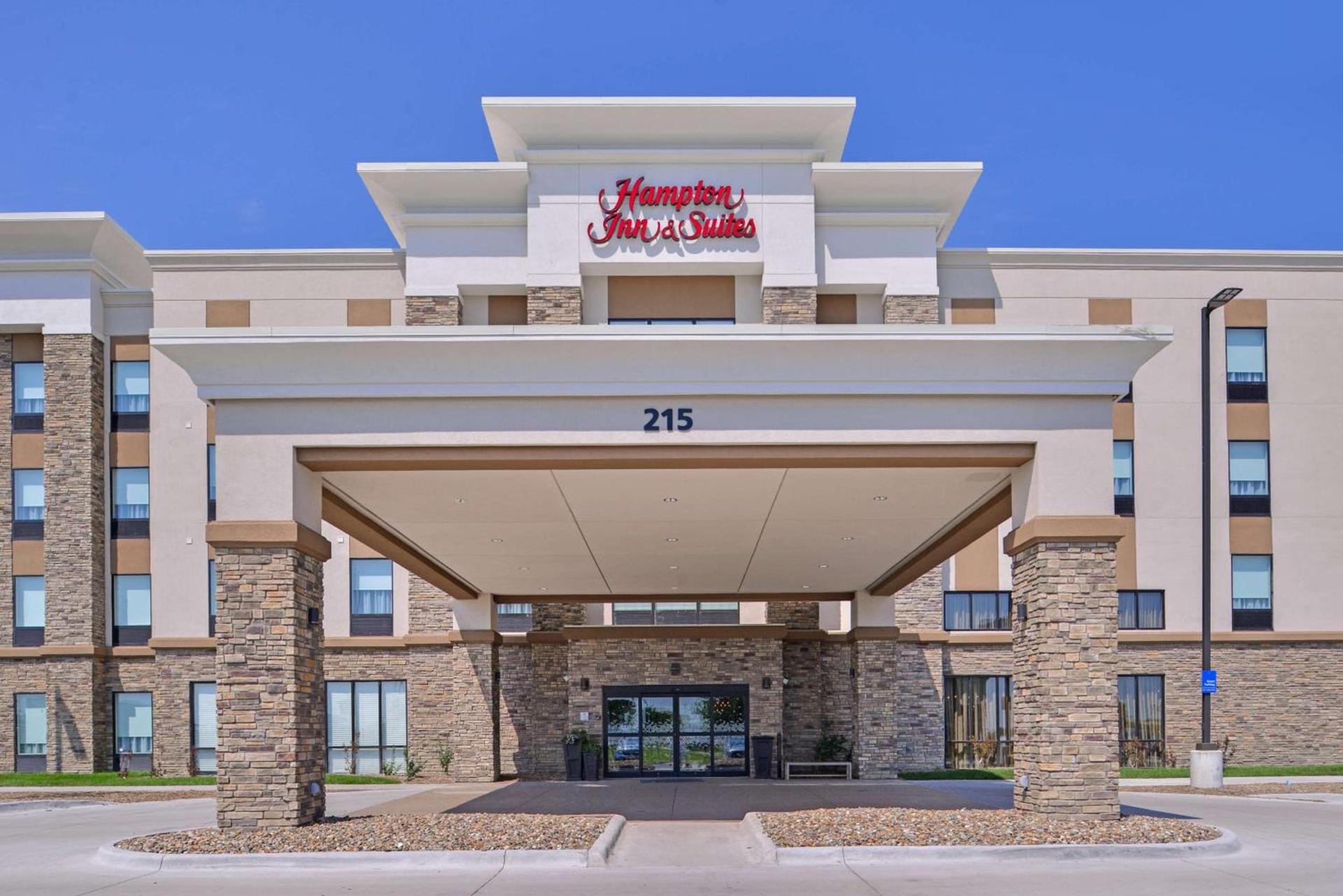 Hampton Inn and Suites Altoona-Des Moines by Hilton photo 4