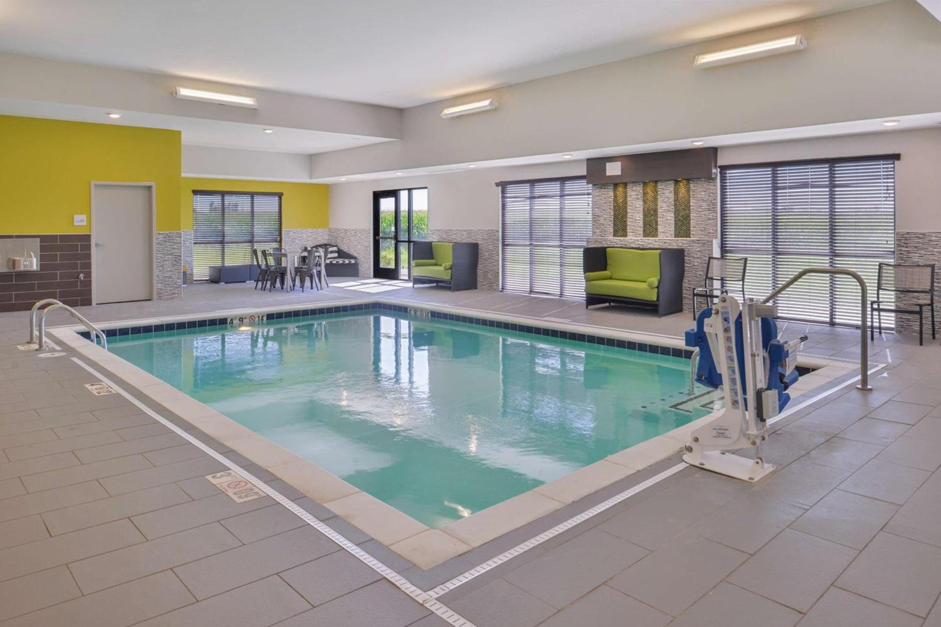 Hampton Inn and Suites Altoona-Des Moines by Hilton photo 13