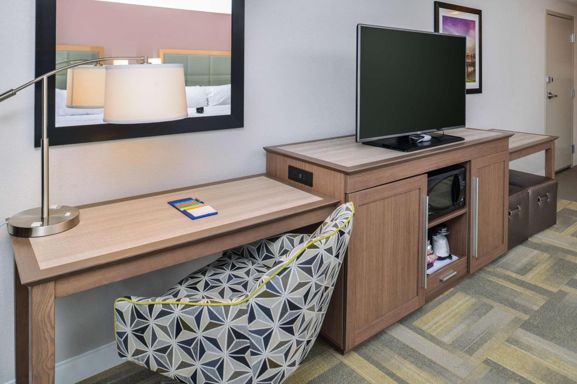 Hampton Inn and Suites Altoona-Des Moines by Hilton photo 25