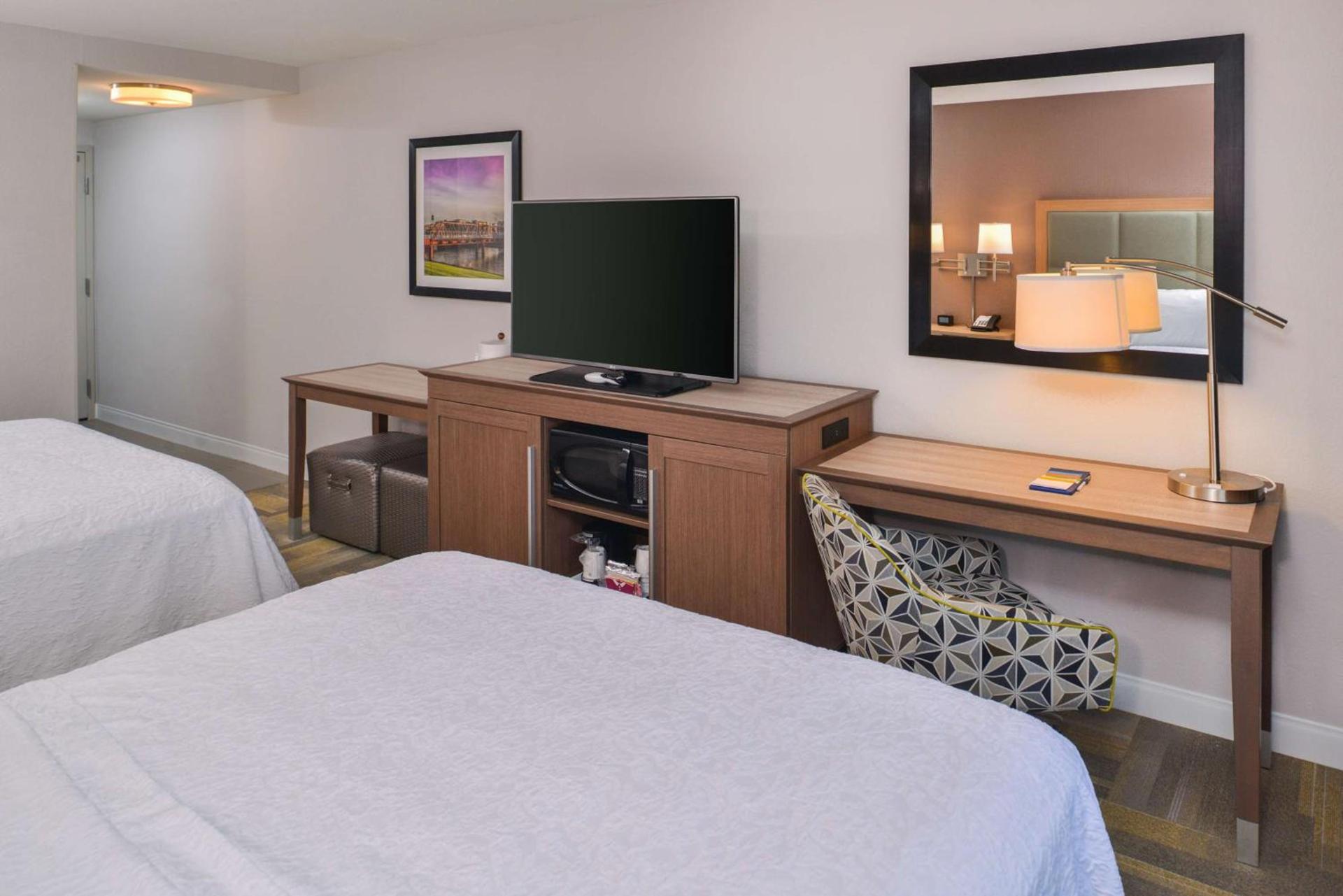 Hampton Inn and Suites Altoona-Des Moines by Hilton photo 26