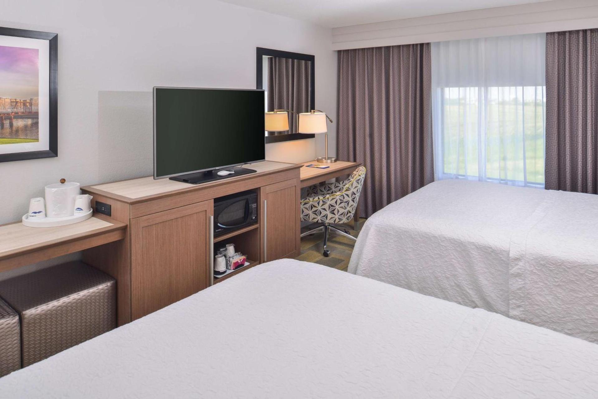 Hampton Inn and Suites Altoona-Des Moines by Hilton photo 29