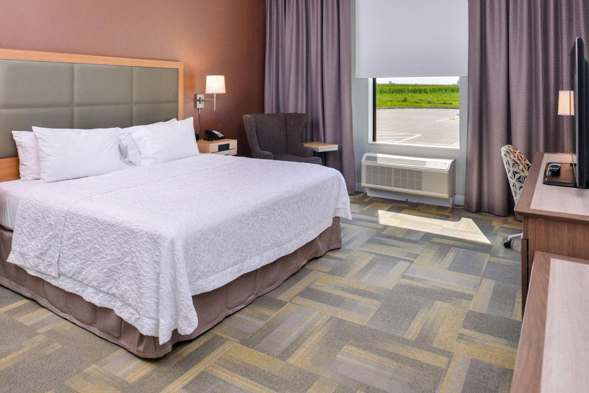 Hampton Inn and Suites Altoona-Des Moines by Hilton photo 34