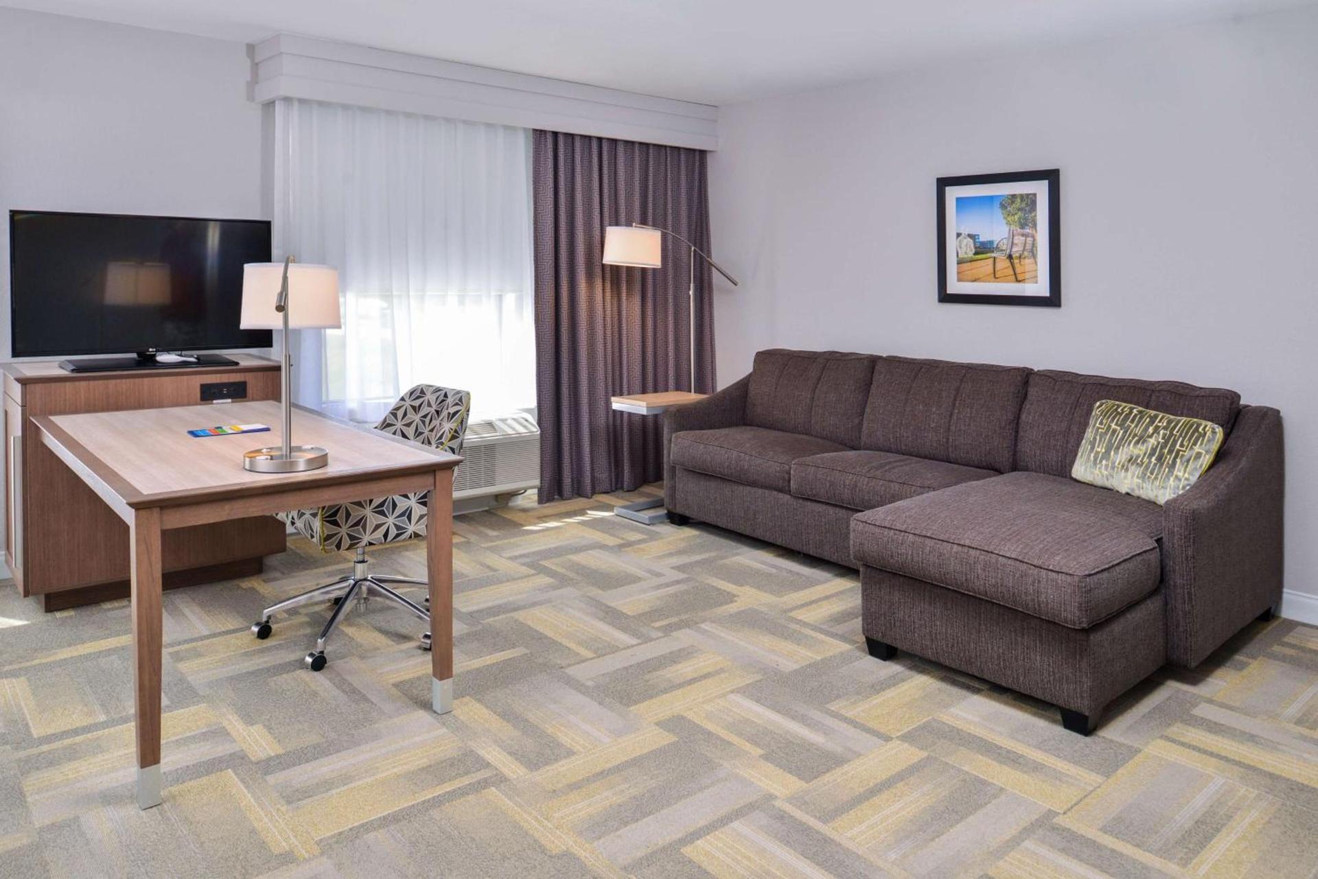 Hampton Inn and Suites Altoona-Des Moines by Hilton photo 39
