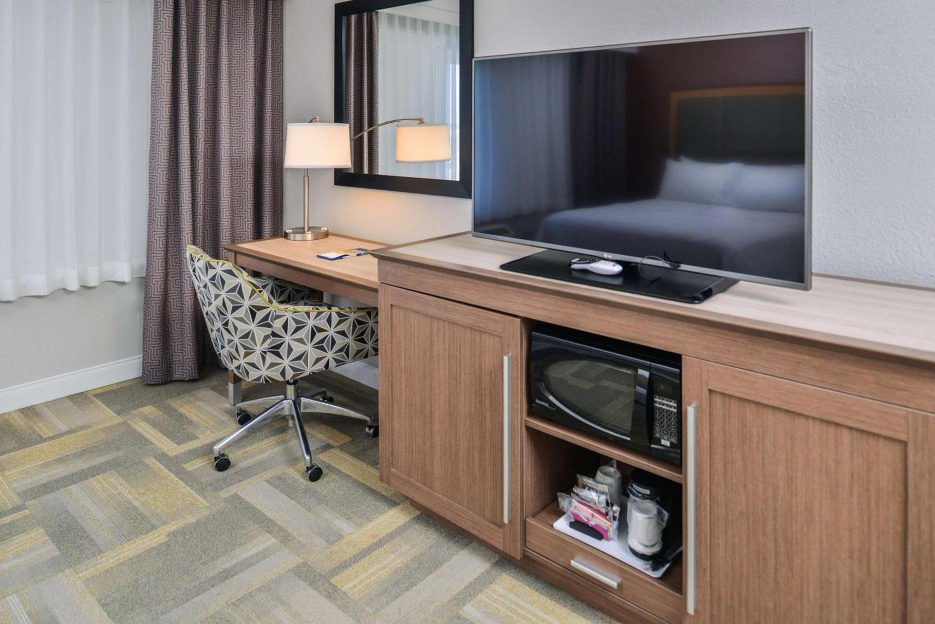 Hampton Inn and Suites Altoona-Des Moines by Hilton photo 52