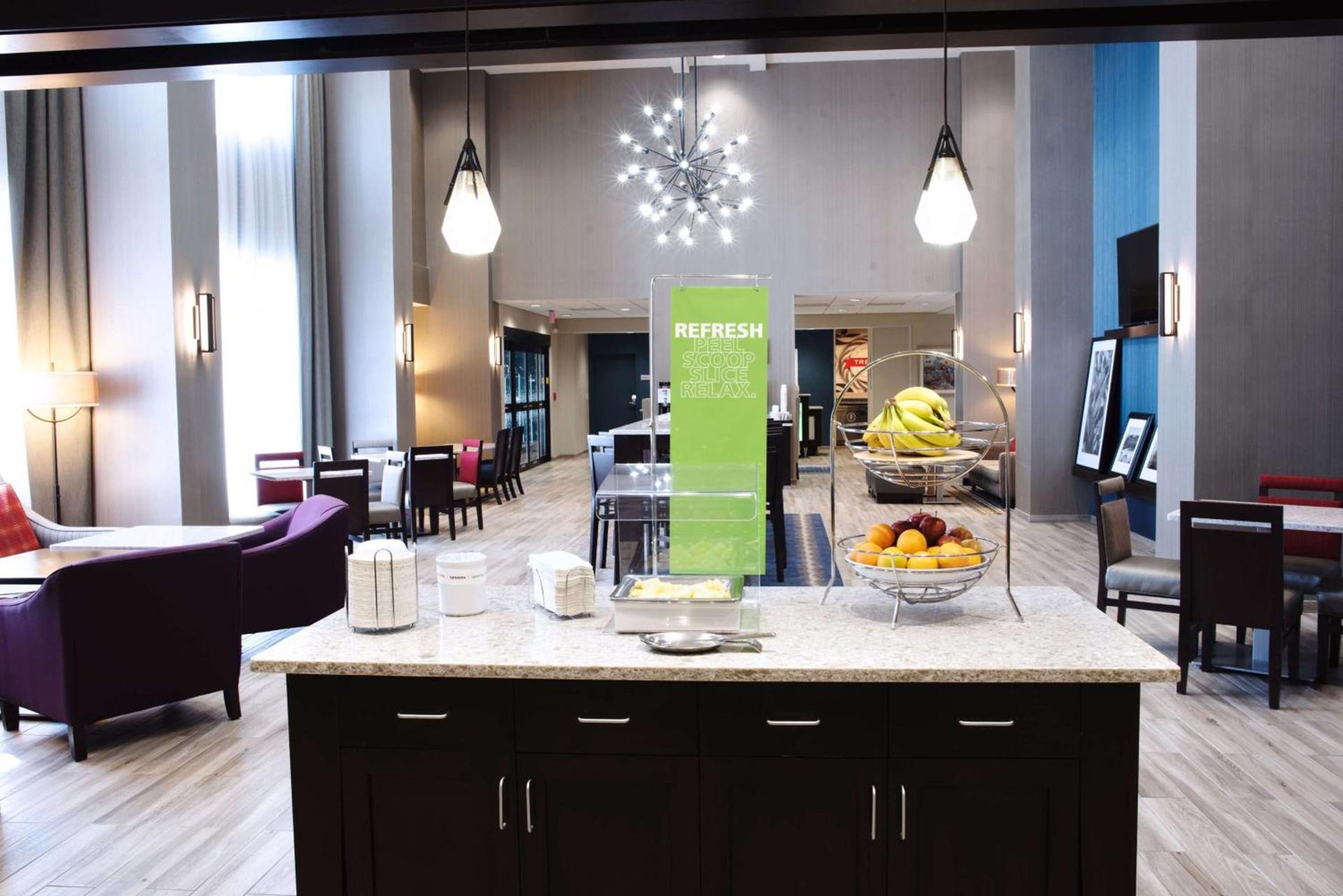 Hampton Inn & Suites Des Moines/Urbandale Ia photo 11