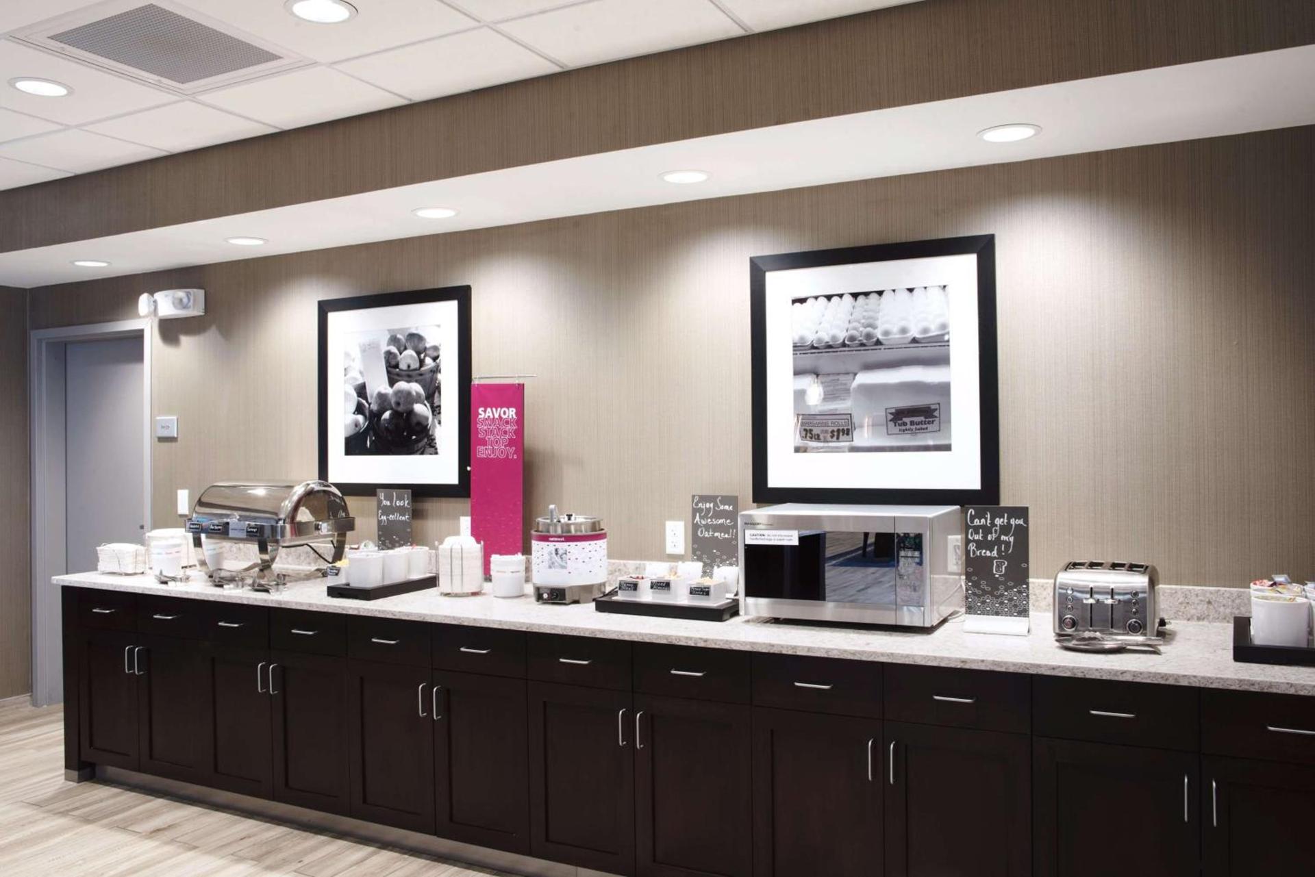 Hampton Inn & Suites Des Moines/Urbandale Ia photo 13