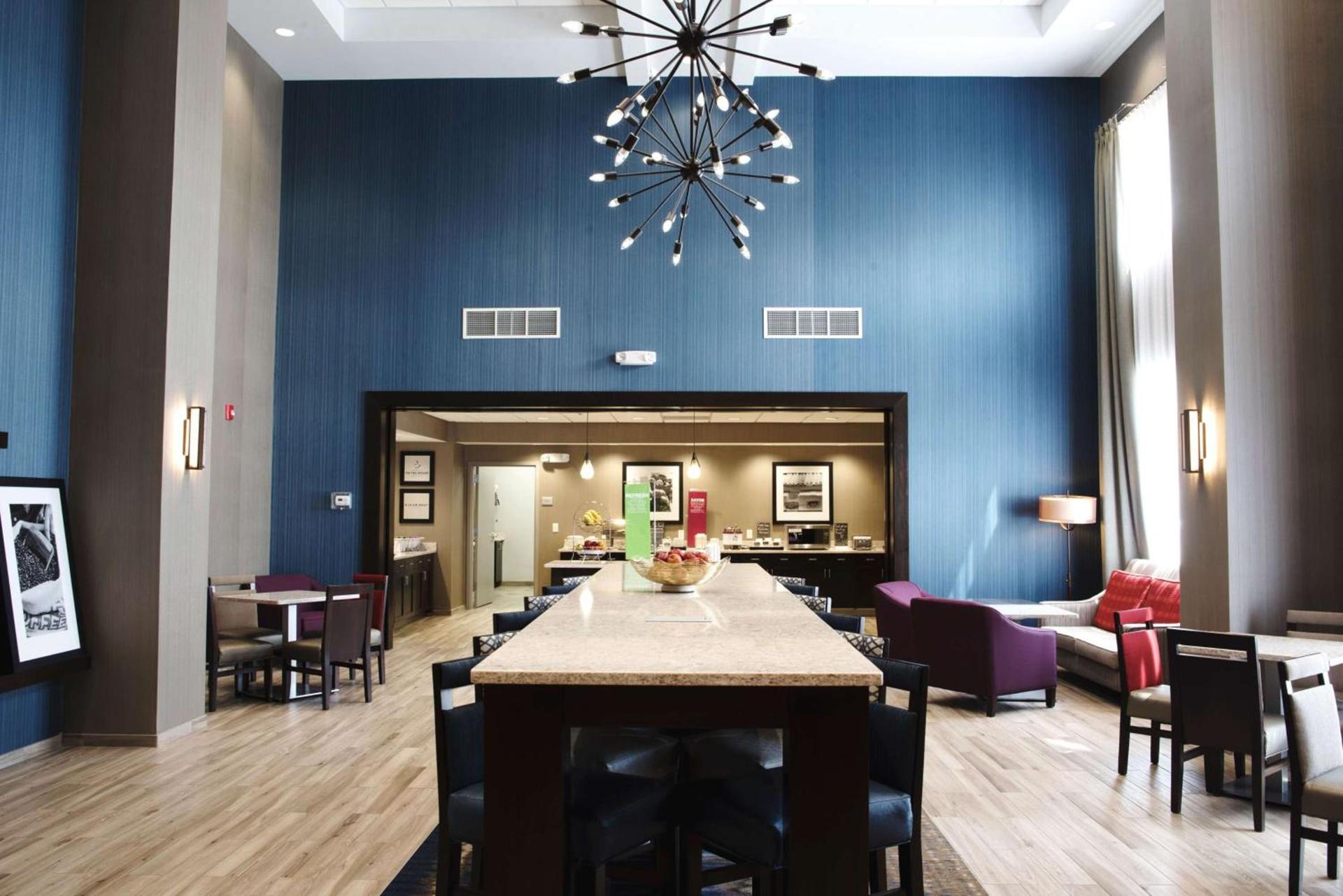 Hampton Inn & Suites Des Moines/Urbandale Ia photo 17