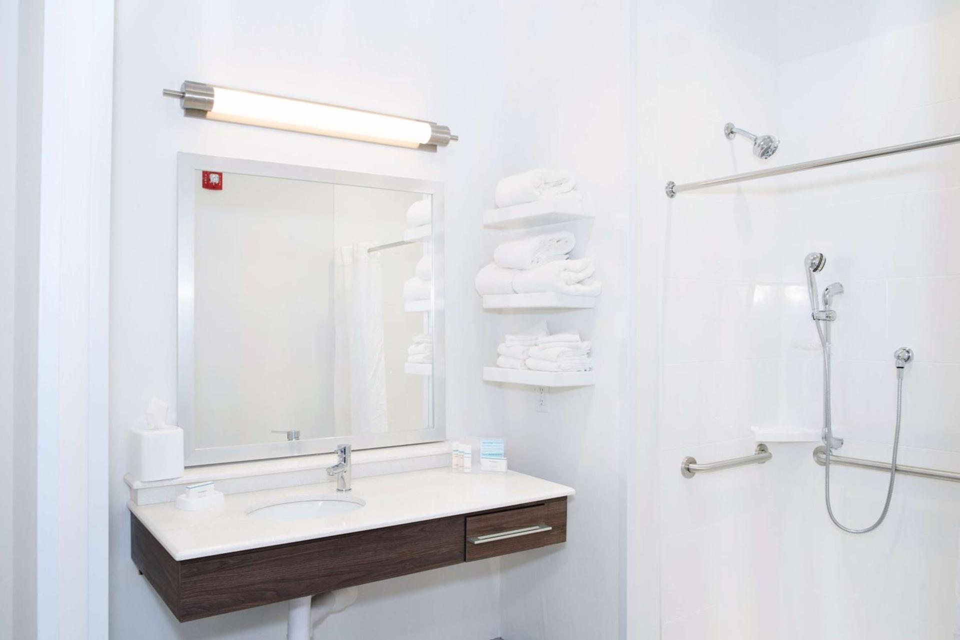 Hampton Inn & Suites Des Moines/Urbandale Ia photo 23