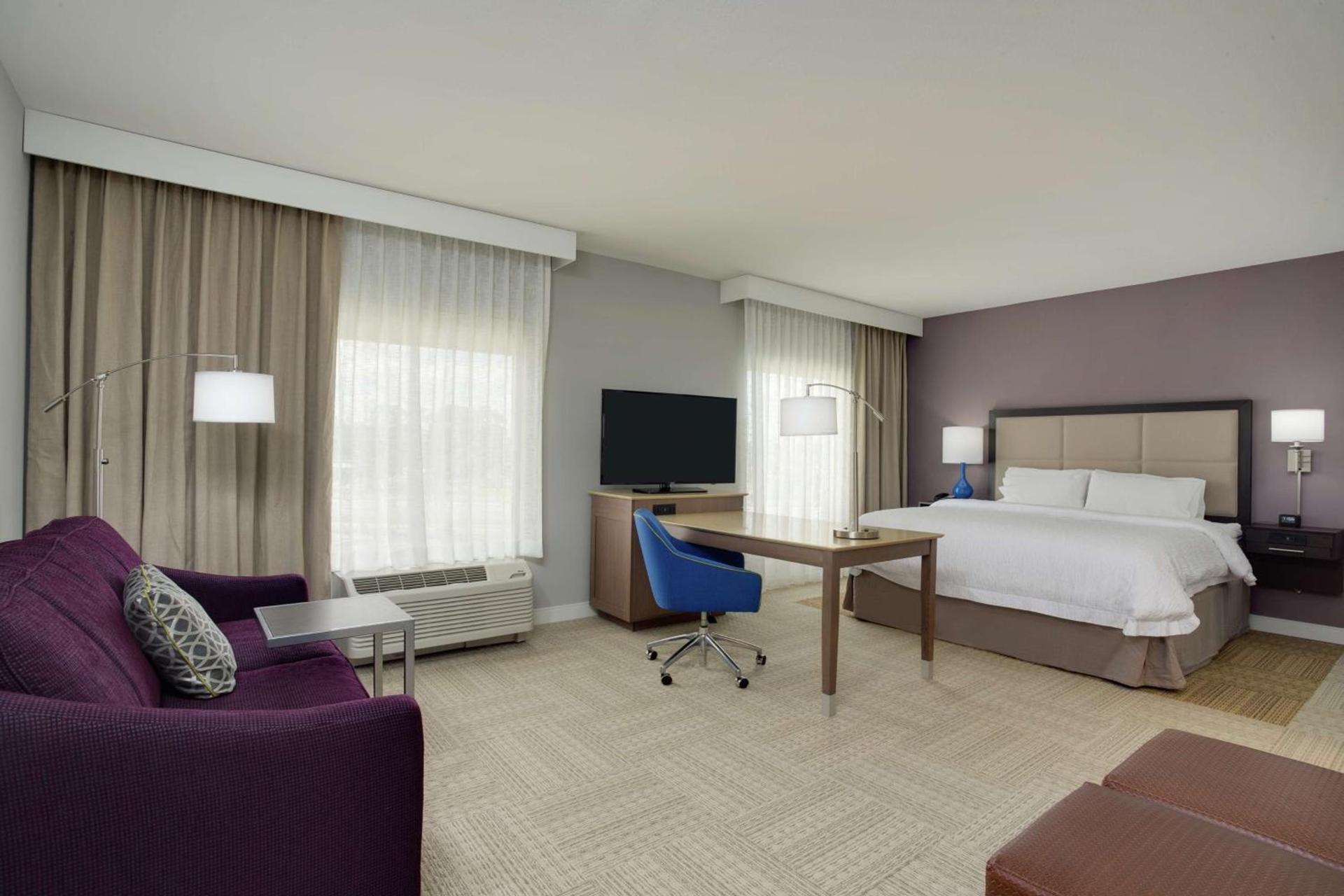 Hampton Inn and Suites Jacksonville/Orange Park, FL photo 18