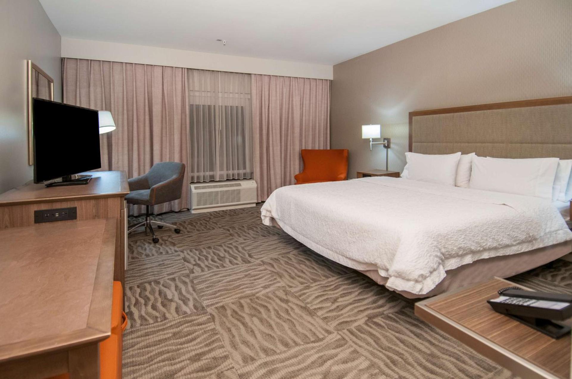 Hampton Inn Opelousas photo 19