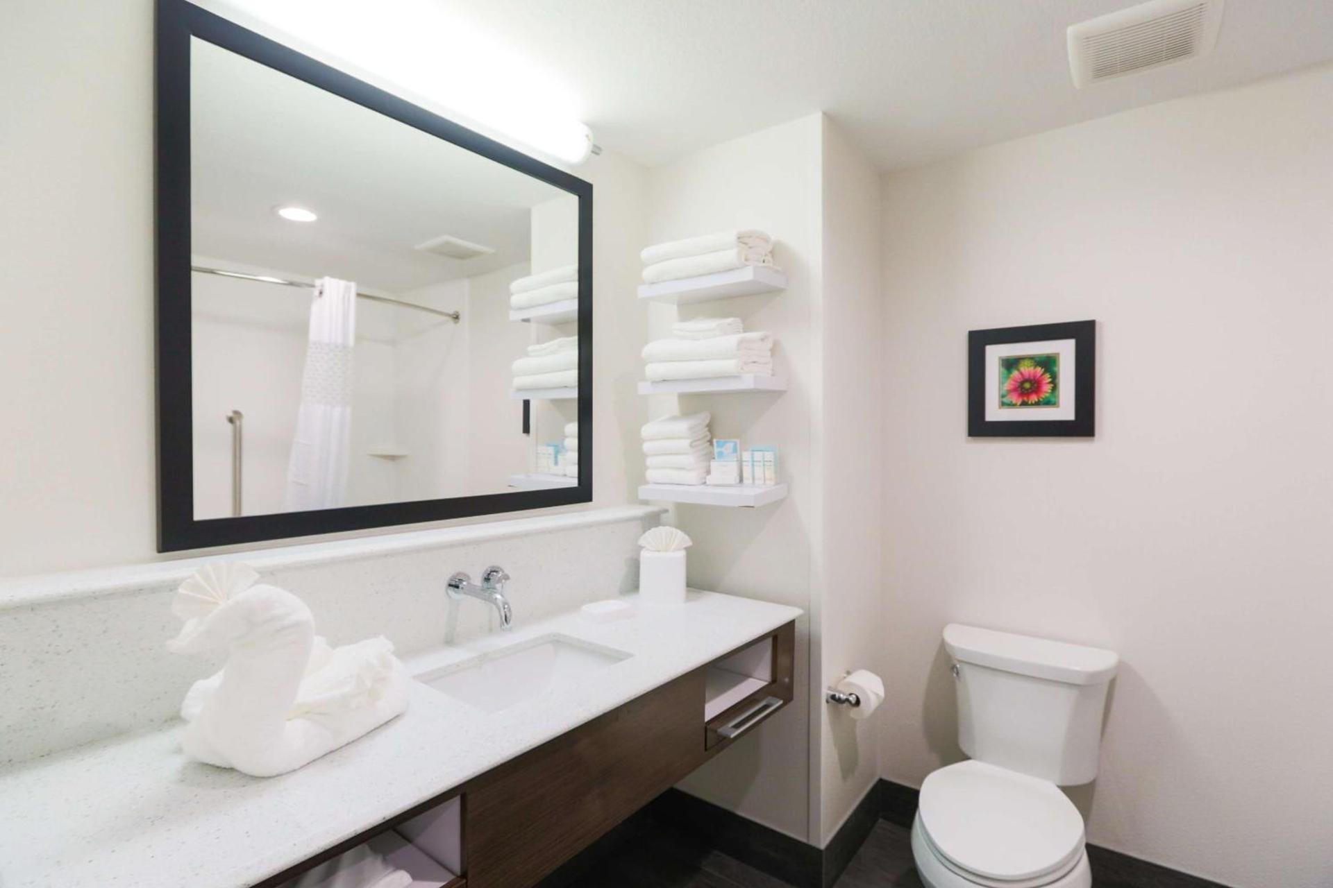 Hampton Inn El Reno Ok photo 32