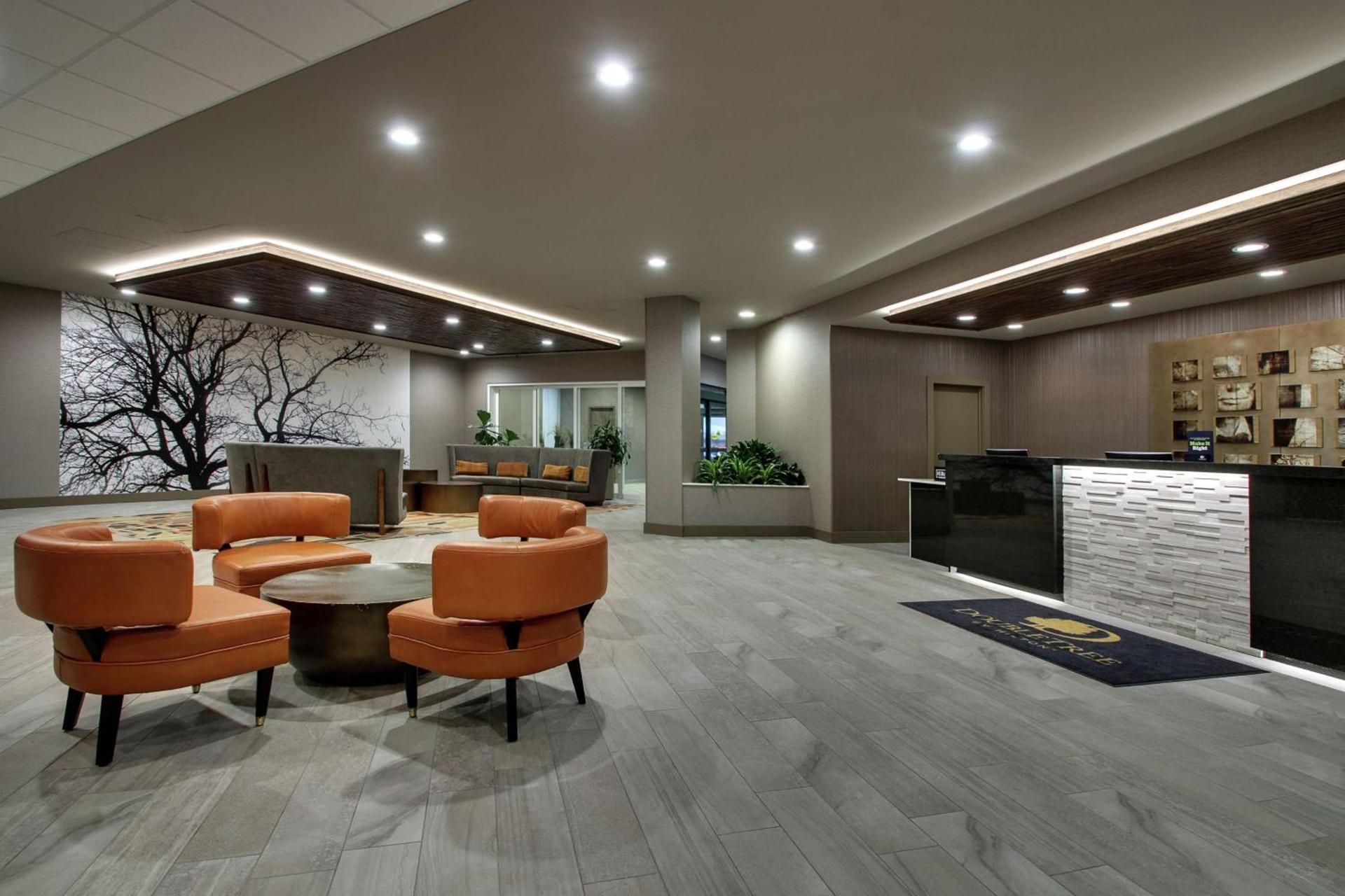 Doubletree By Hilton Mt. Vernon photo 6
