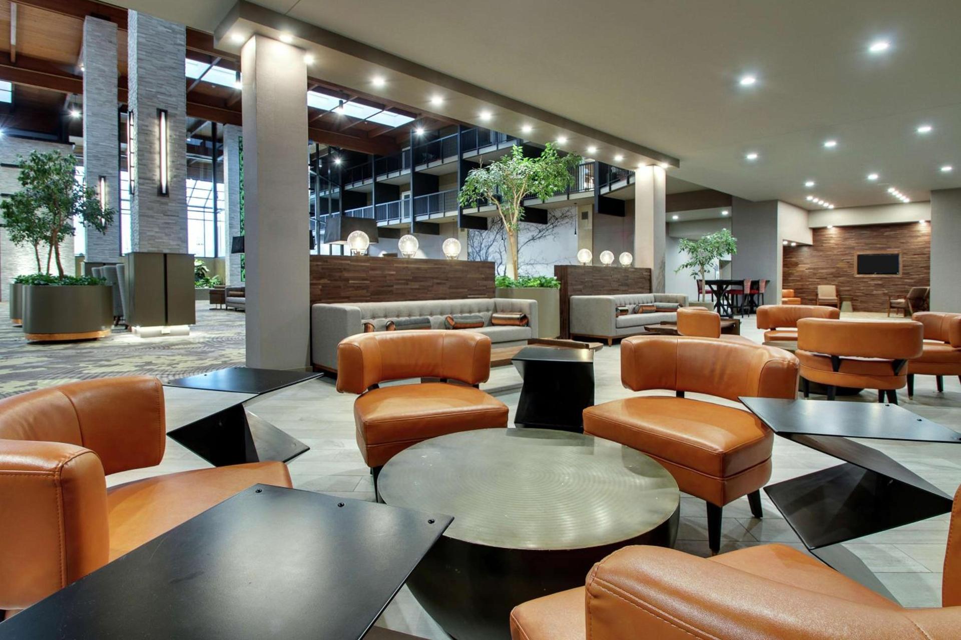 Doubletree By Hilton Mt. Vernon photo 4