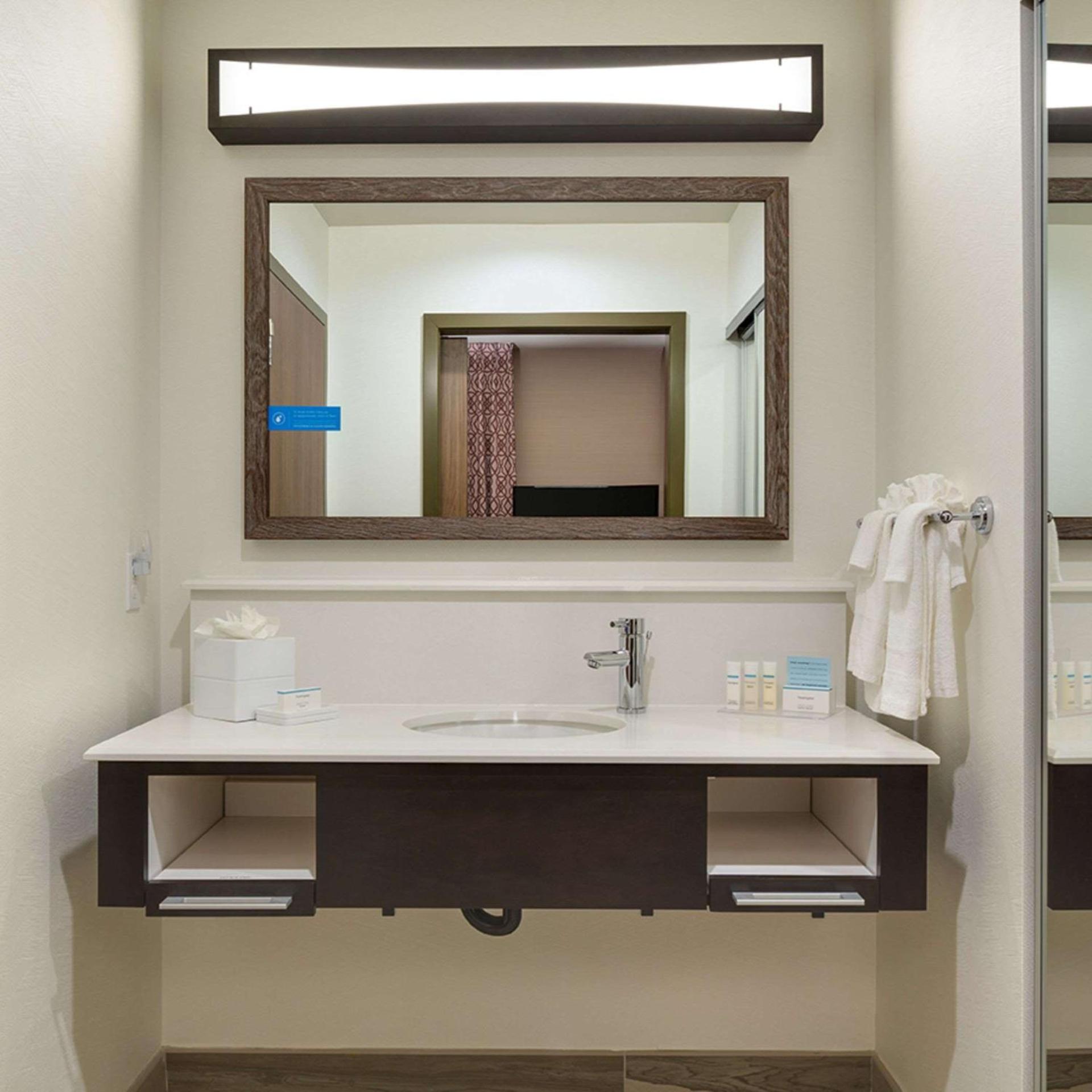 Hampton Inn & Suites Murrieta Temecula photo 16