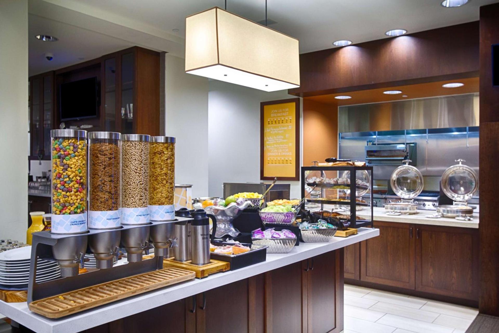 Hilton Garden Inn Salina photo 13