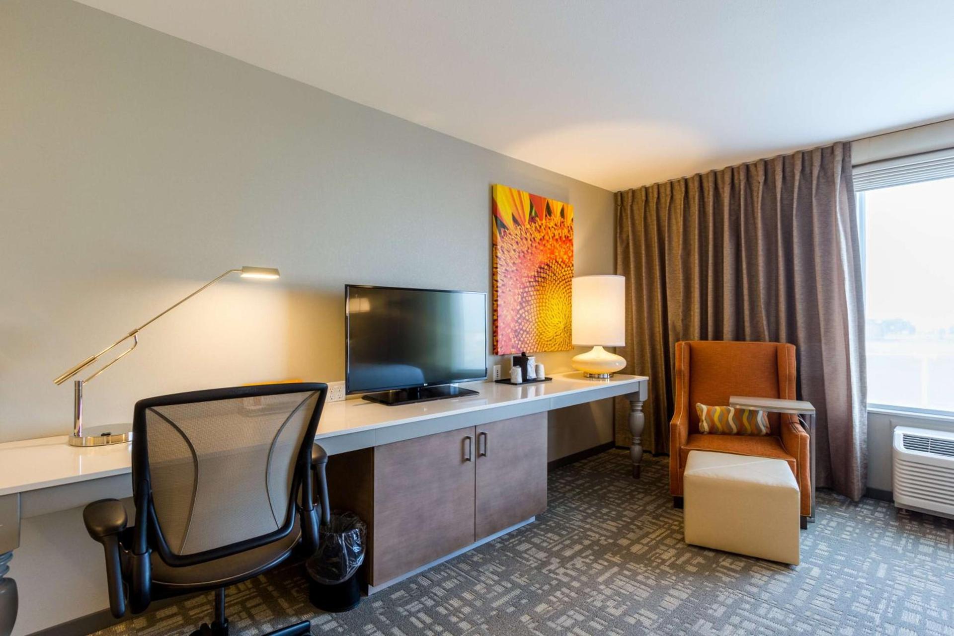 Hilton Garden Inn Salina photo 33