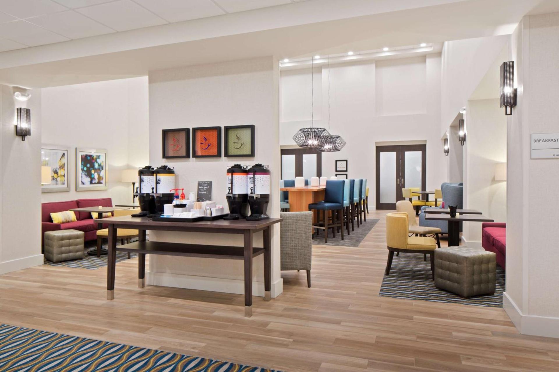 Hampton Inn & Suites- Seattle Woodinville Wa photo 4