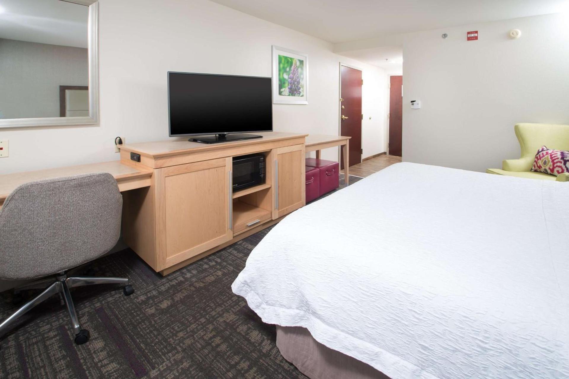 Hampton Inn & Suites Wilson I-95 photo 20
