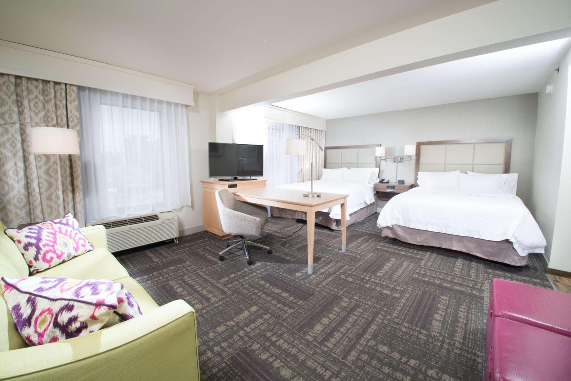 Hampton Inn & Suites Wilson I-95 photo 28