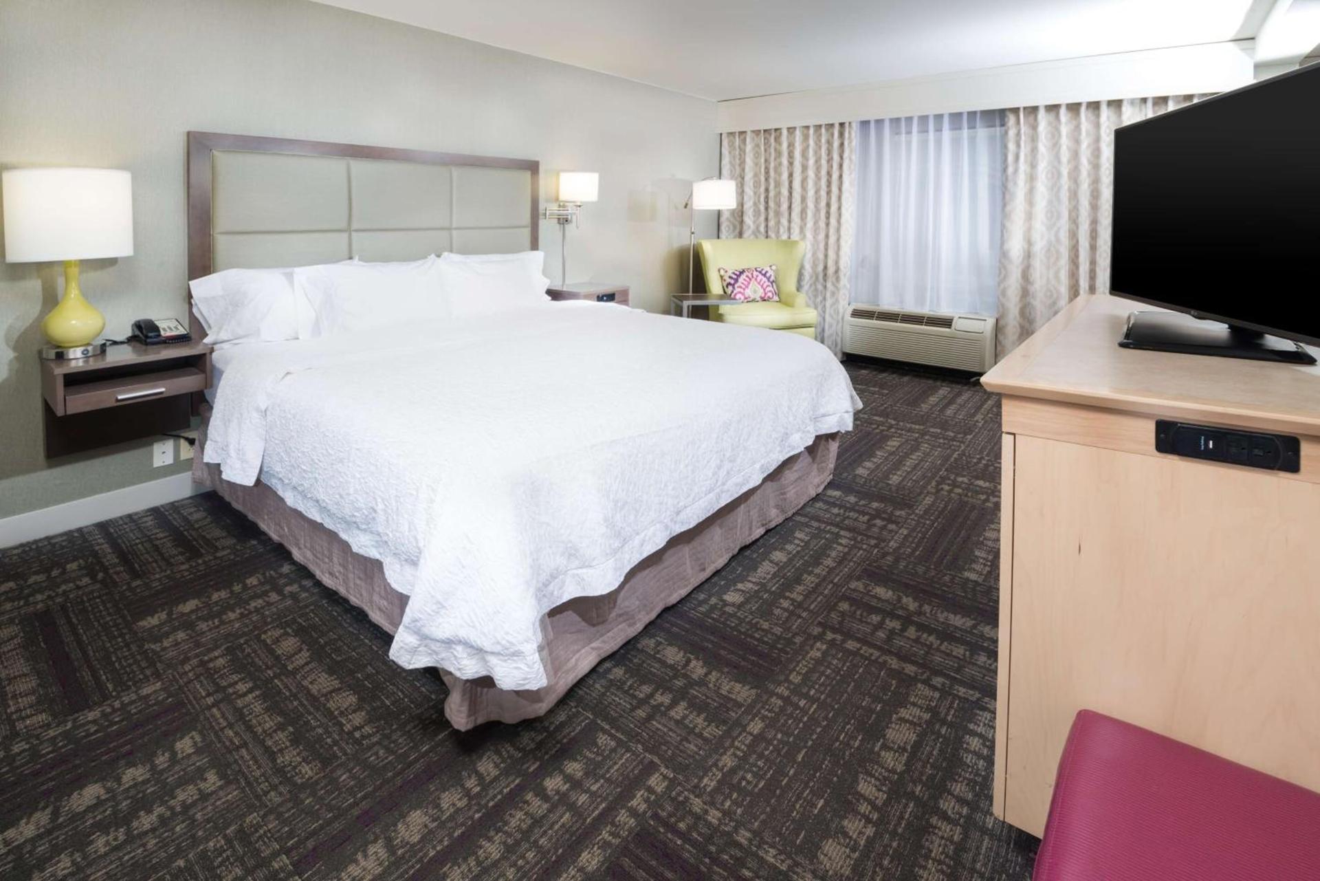 Hampton Inn & Suites Wilson I-95 photo 40