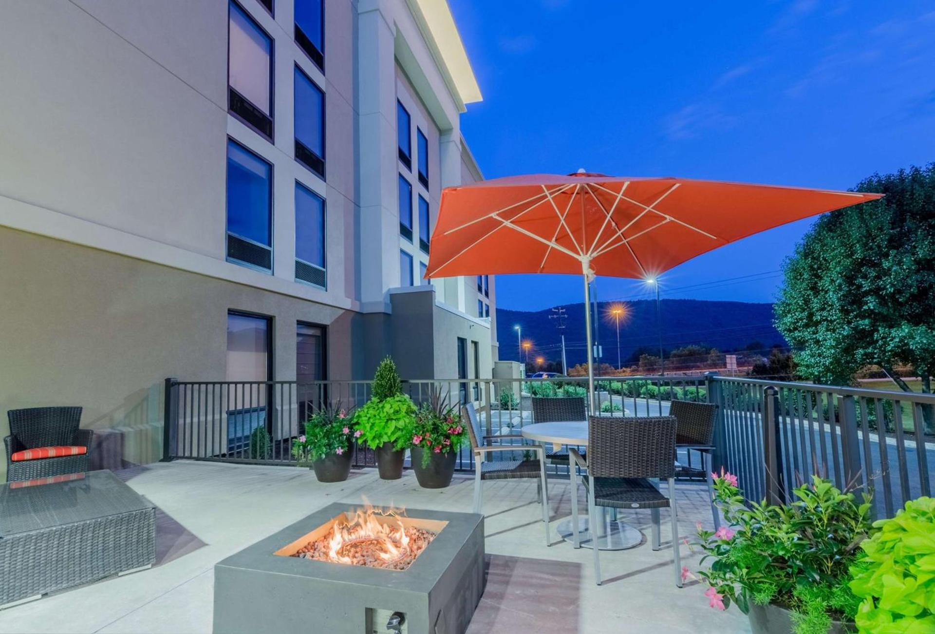 Hampton Inn Covington VA photo 4