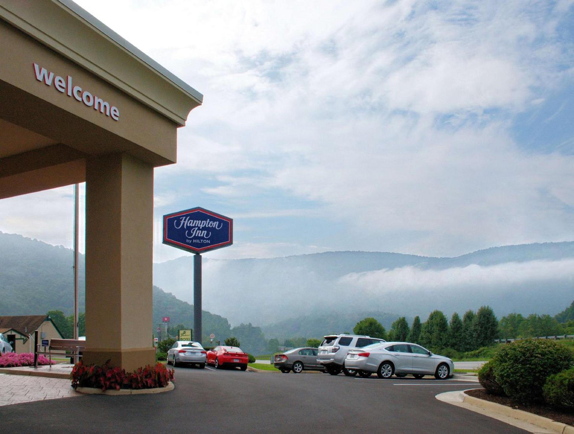 Hampton Inn Covington VA photo 6