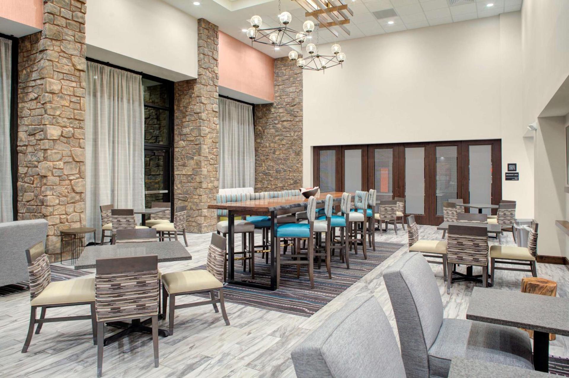 Hampton Inn Suites Flagstaff East photo 7