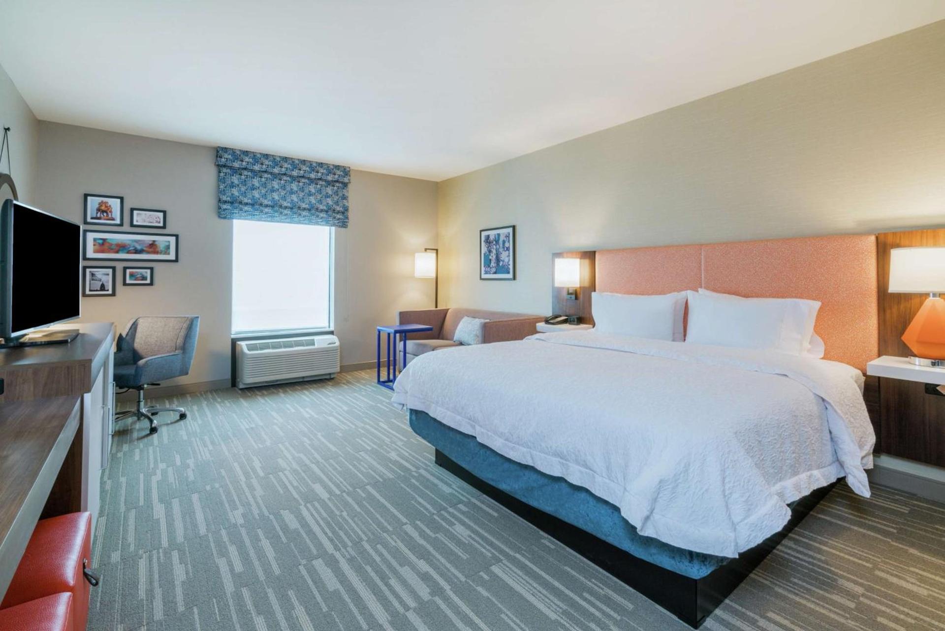 Hampton Inn & Suites Glenarden/Washington DC photo 16