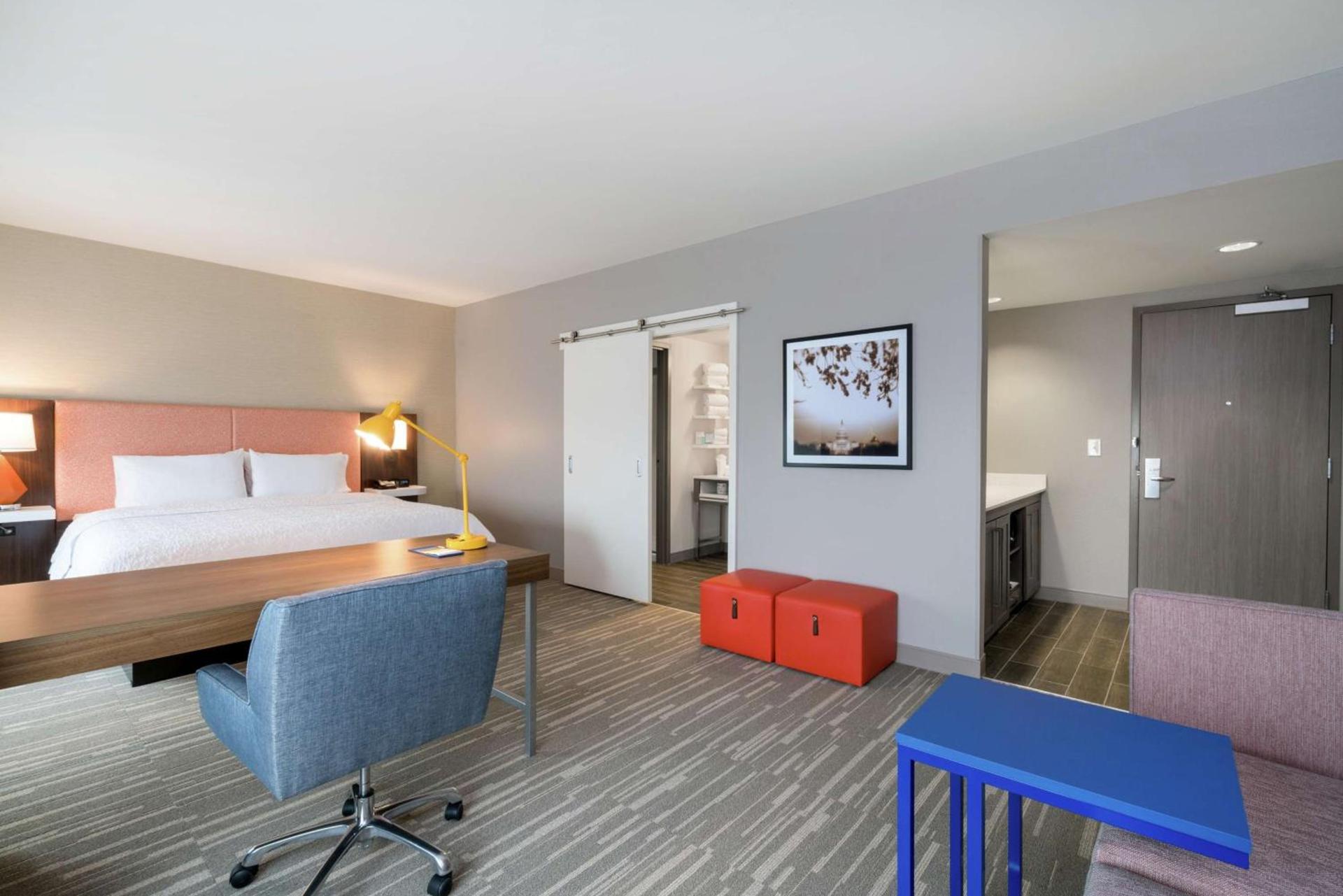 Hampton Inn & Suites Glenarden/Washington DC photo 22